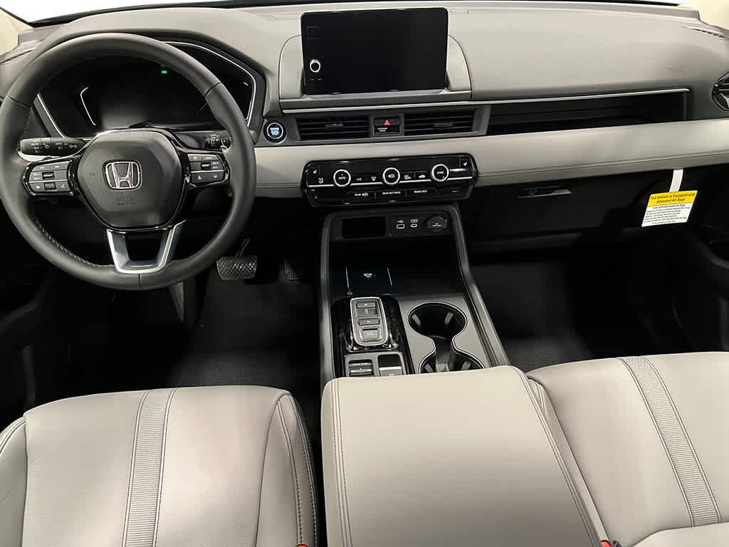 Thumbnail: 2025 Honda Pilot - 17