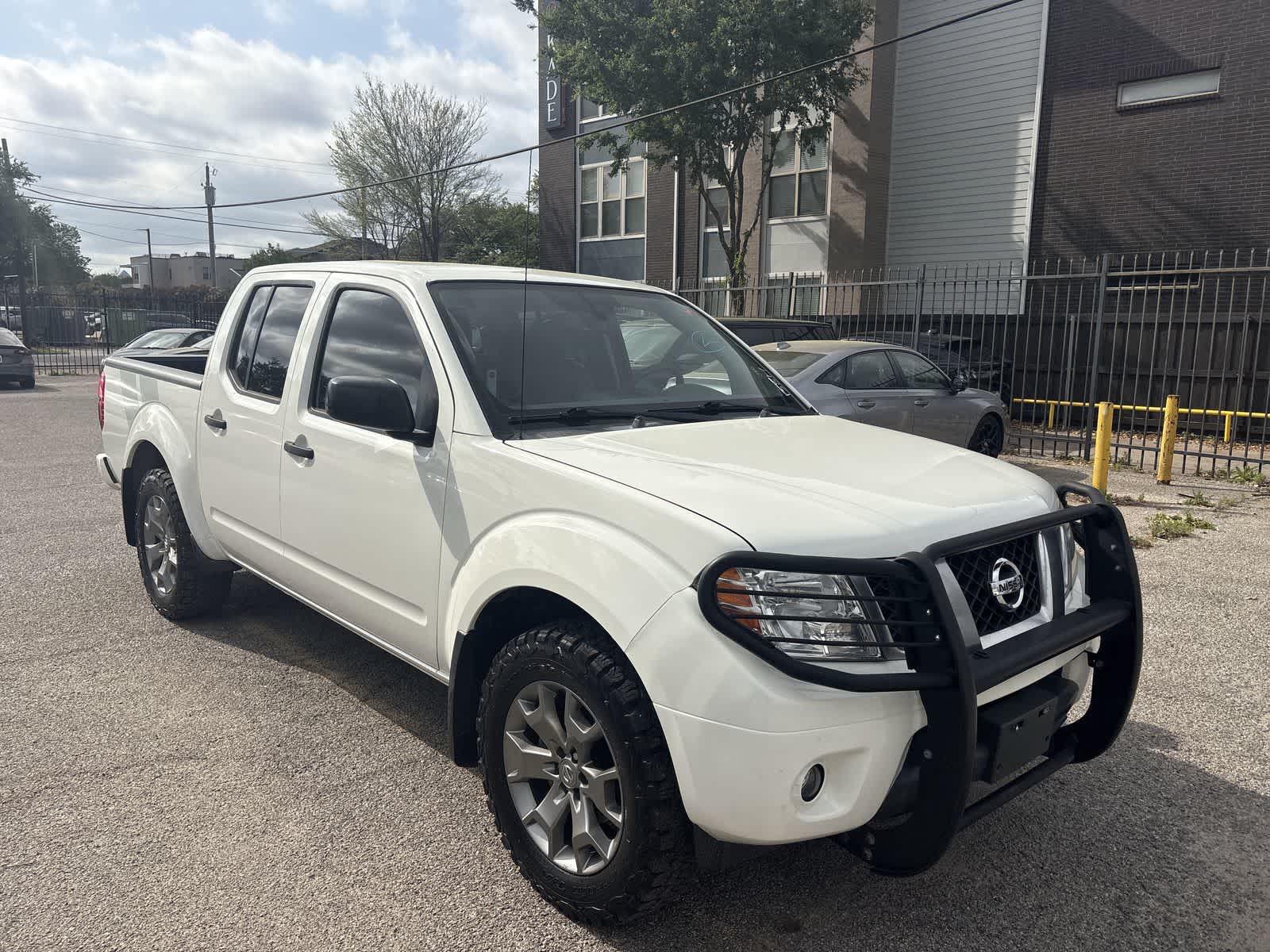 Thumbnail: 2020 Nissan Frontier - 8