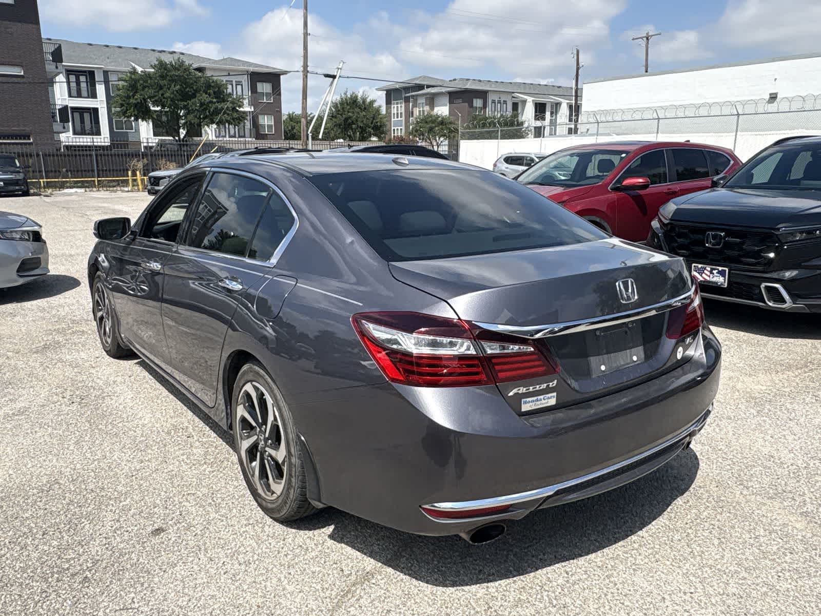 Thumbnail: 2016 Honda Accord - 4