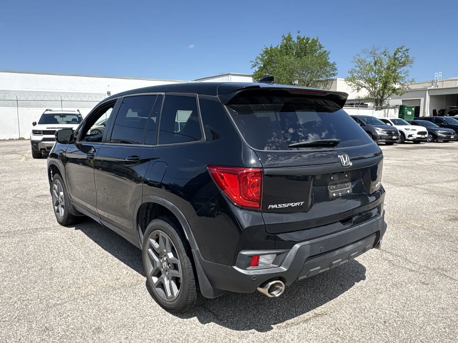 Thumbnail: 2023 Honda Passport - 4