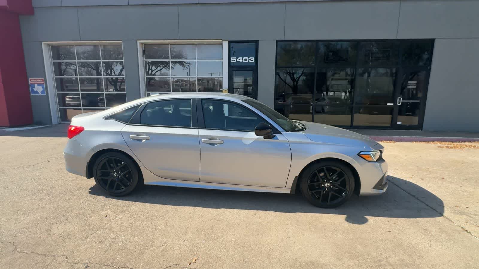 Thumbnail: 2023 Honda Civic - 9