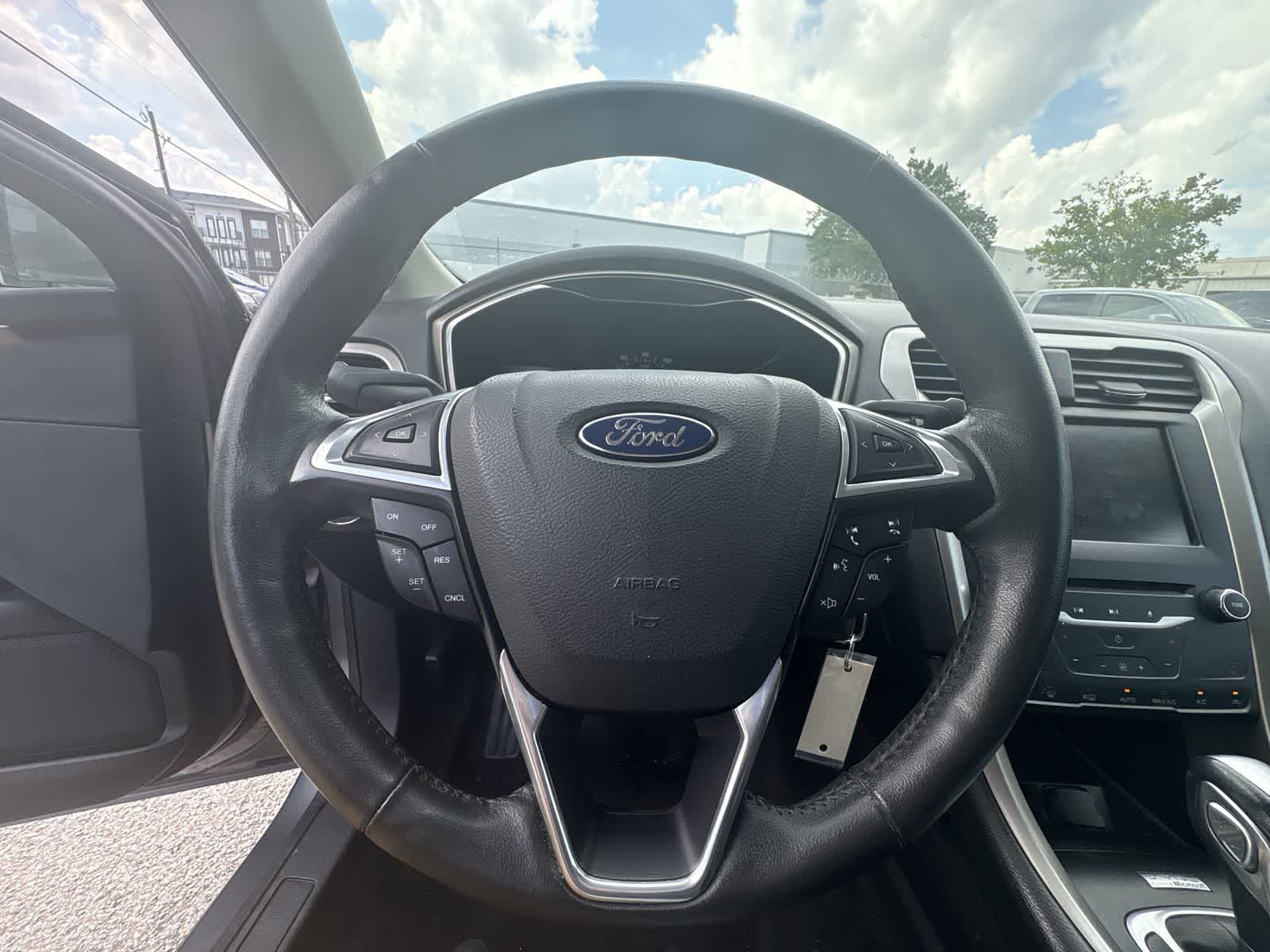 Thumbnail: 2013 Ford Fusion - 13