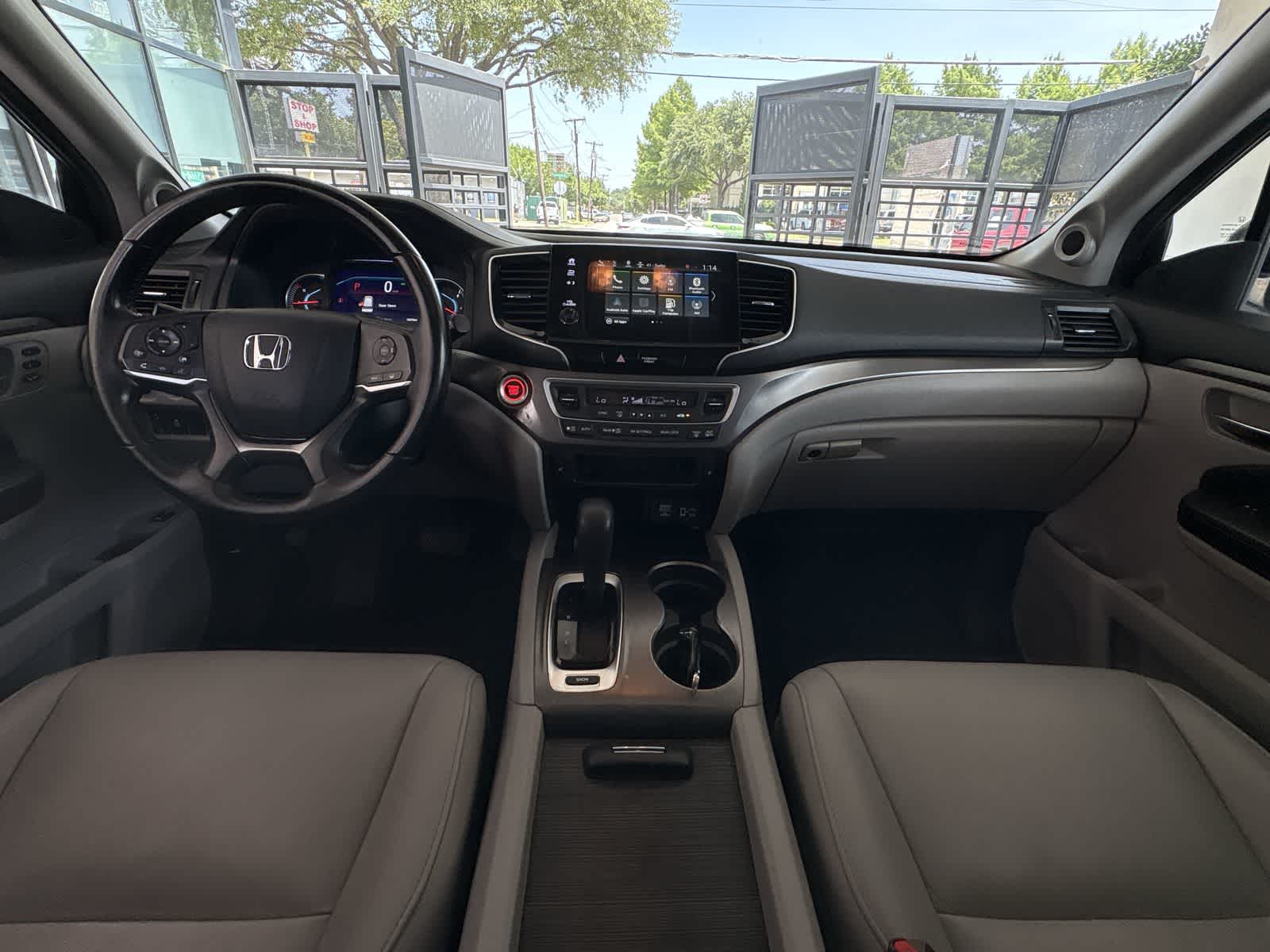 Thumbnail: 2019 Honda Pilot - 9