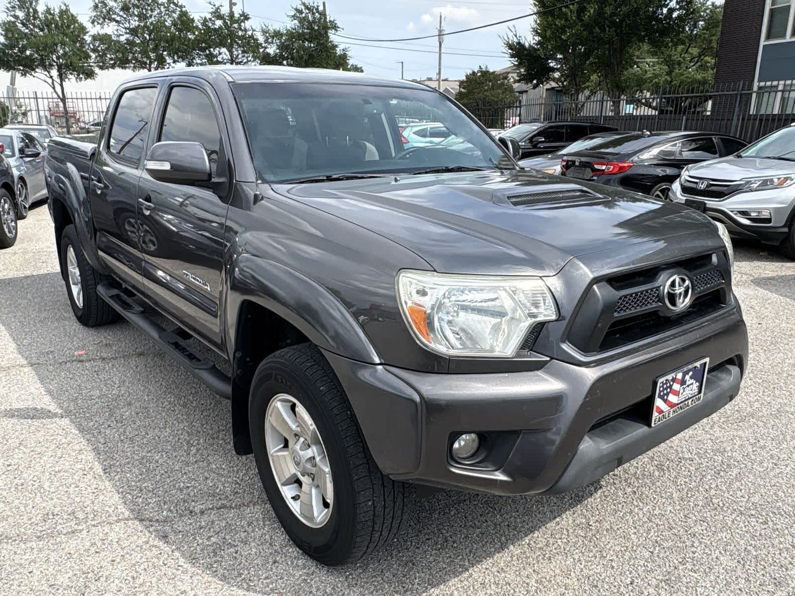 Thumbnail: 2013 Toyota Tacoma - 8