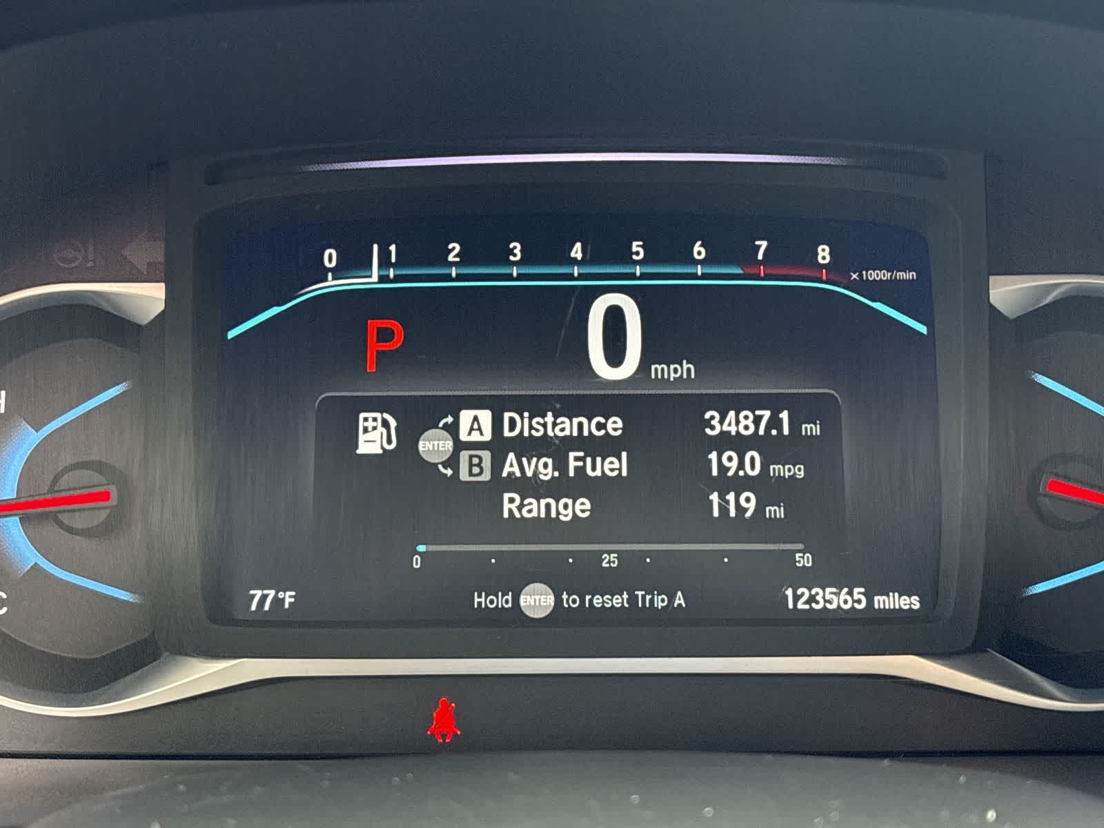 Thumbnail: 2019 Honda Pilot - 17