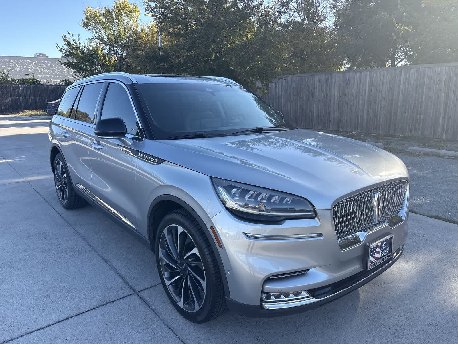 Thumbnail: 2020 Lincoln Aviator - 24