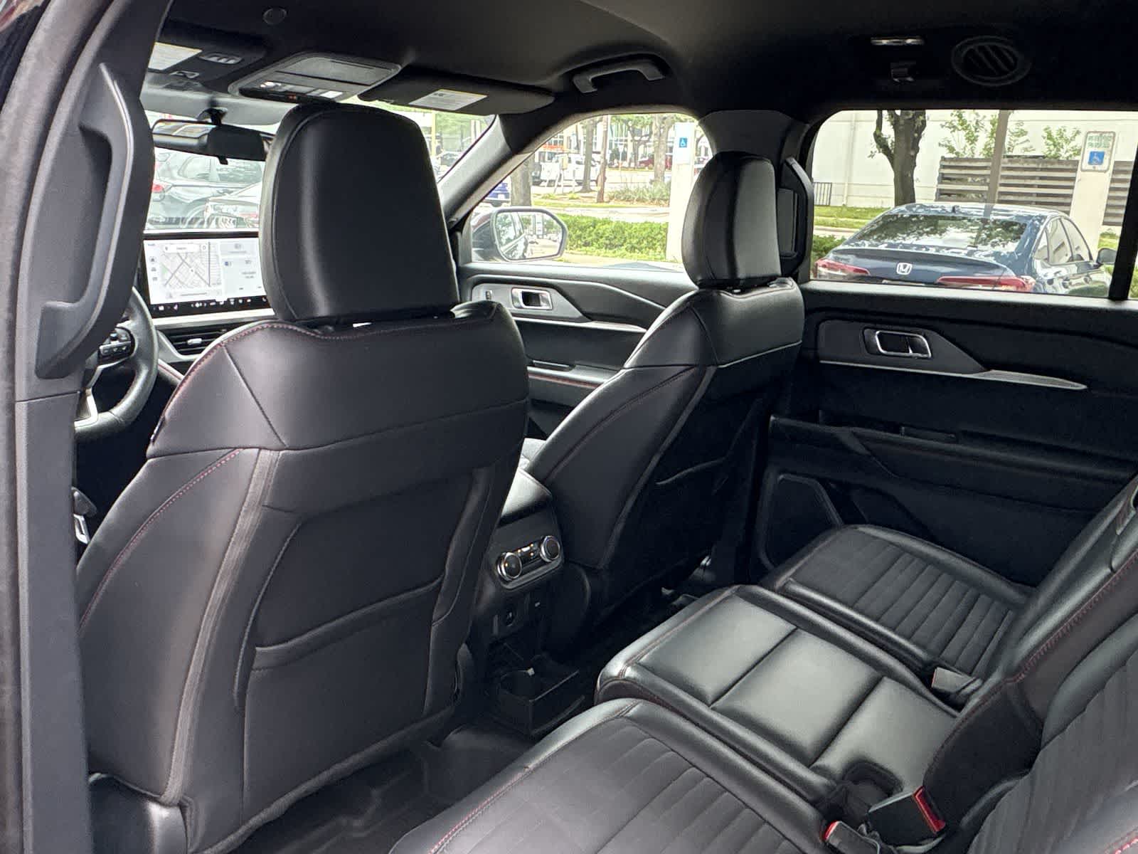 Thumbnail: 2025 Ford Explorer - 15