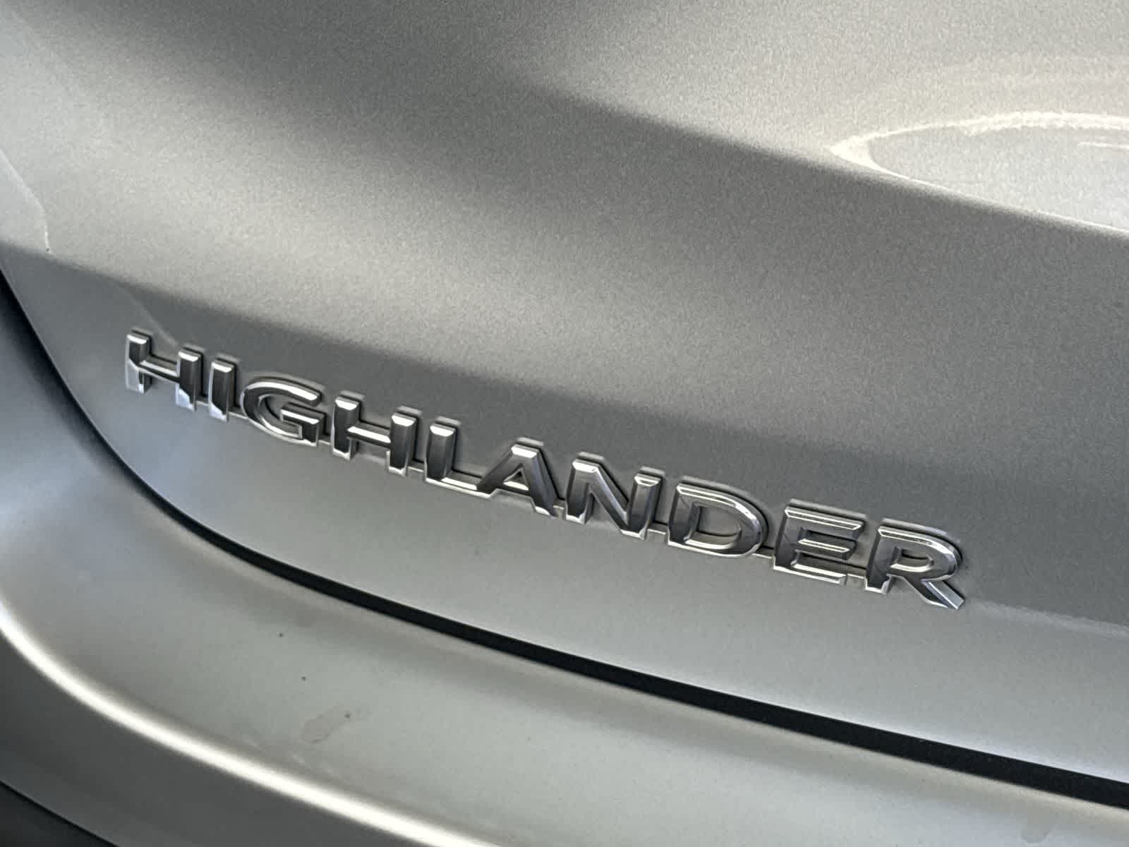 Thumbnail: 2017 Toyota Highlander - 29