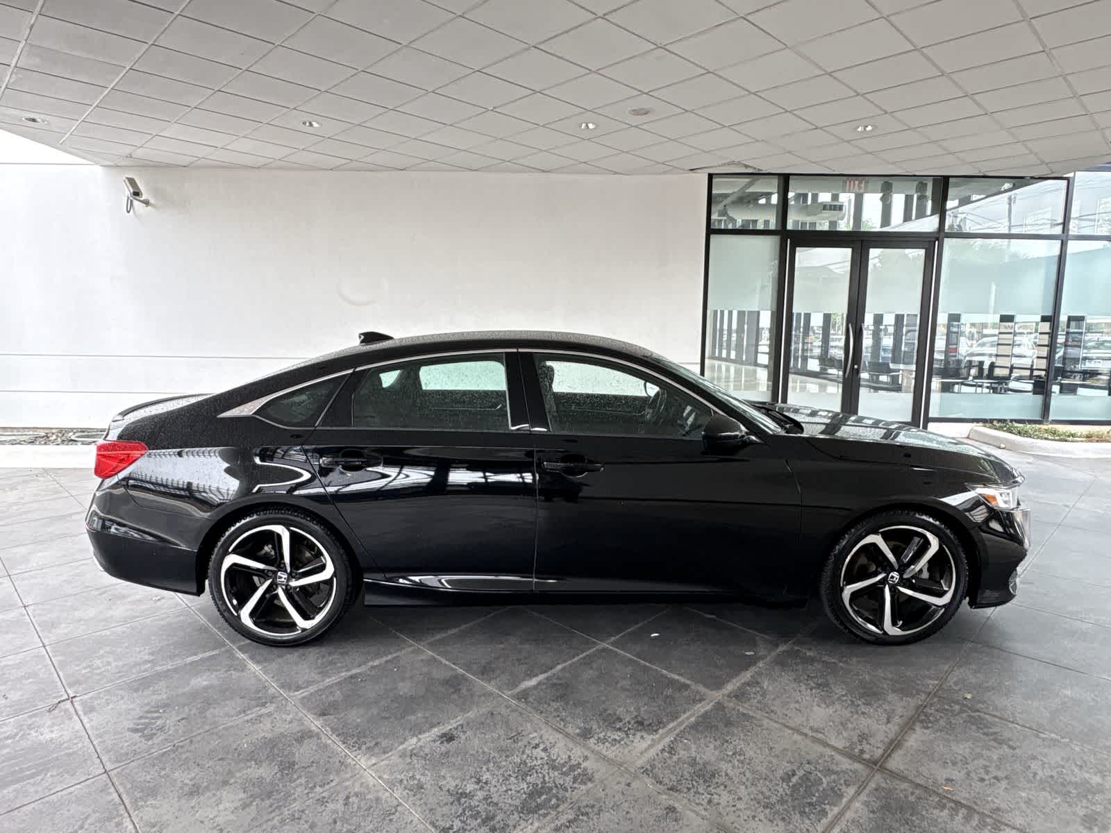 Thumbnail: 2020 Honda Accord - 24