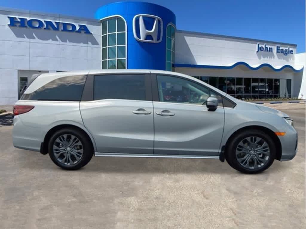 Thumbnail: 2026 Honda Odyssey - 6