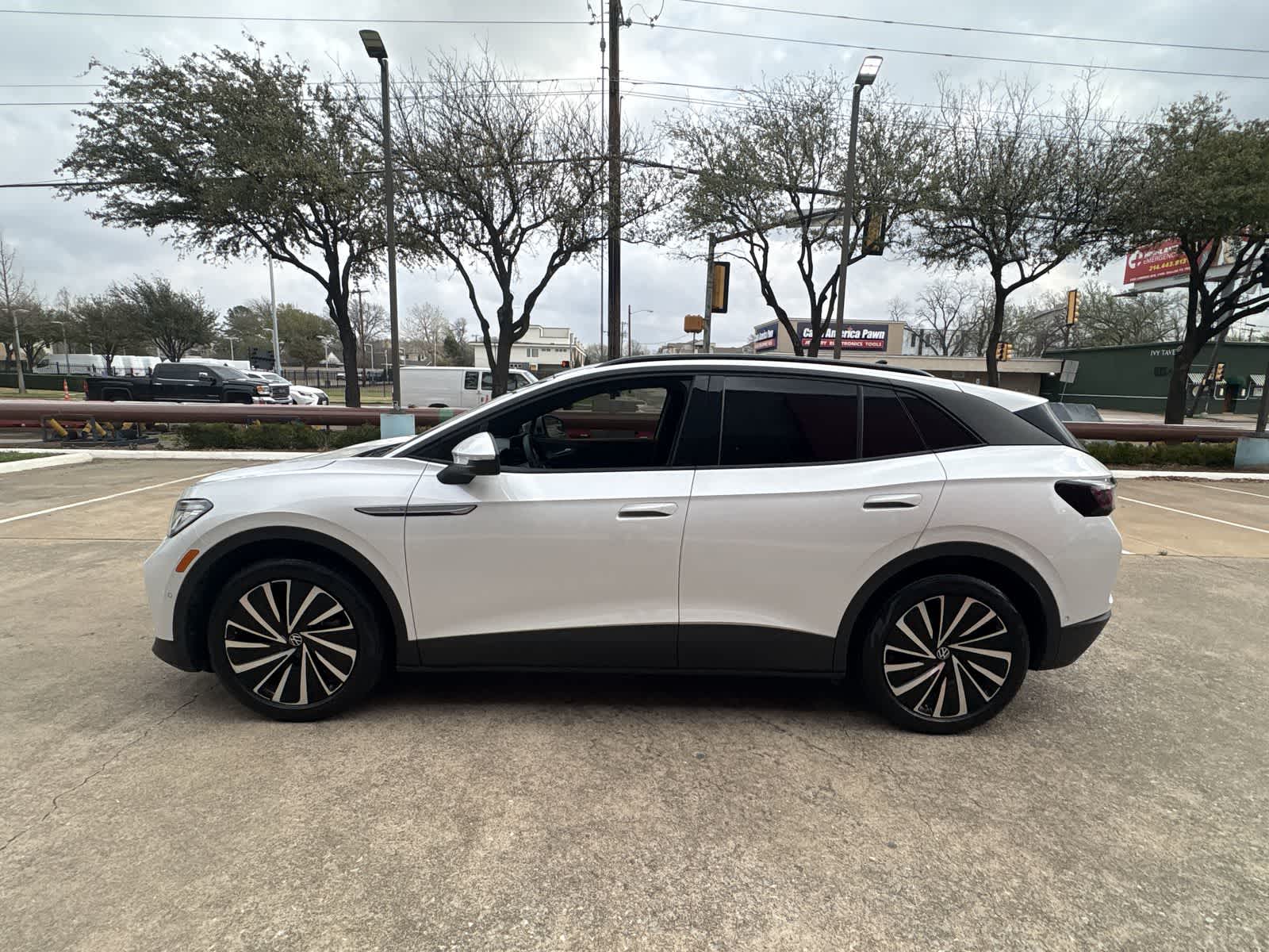 Thumbnail: 2024 Volkswagen ID.4 - 11