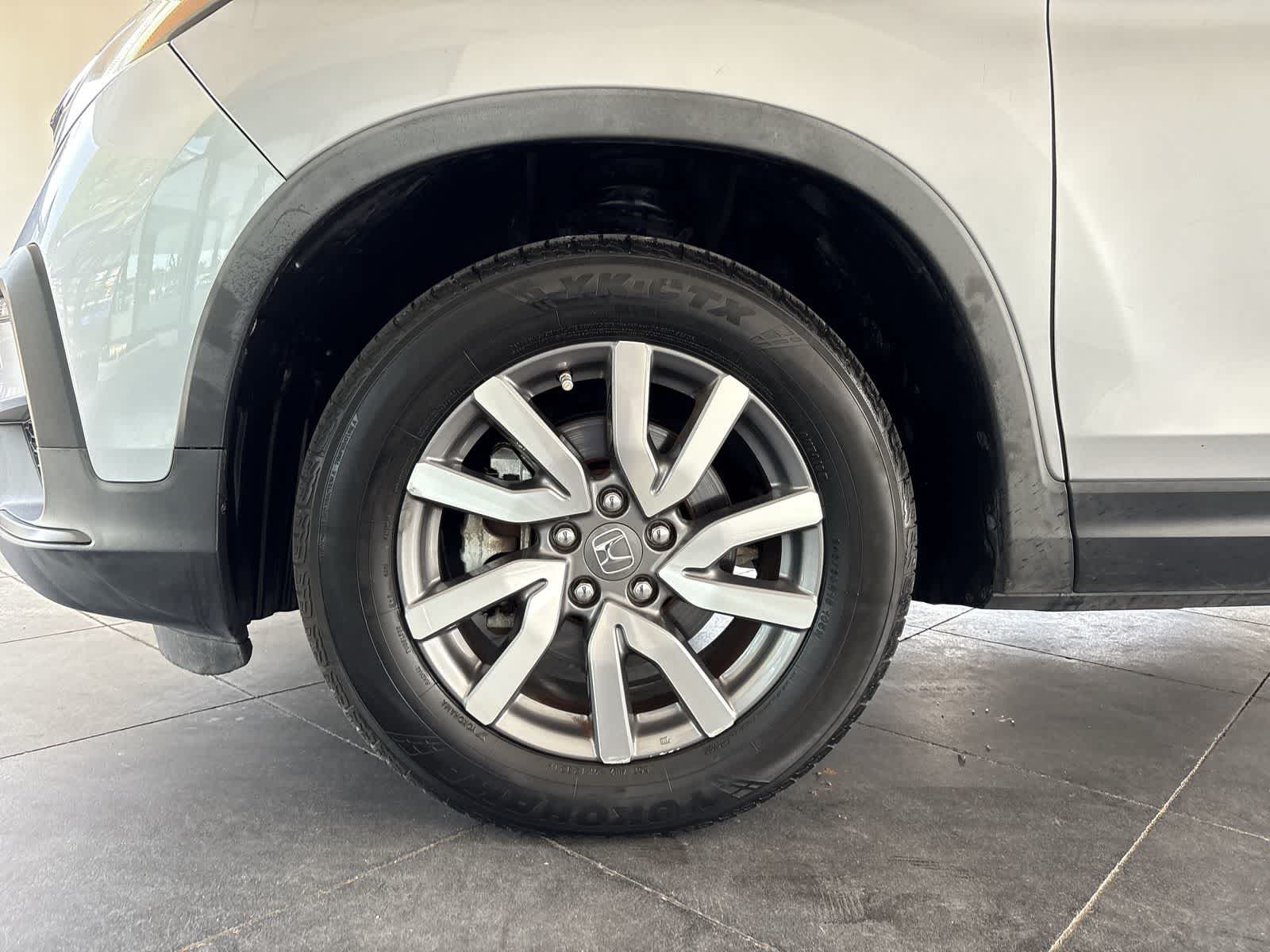 Thumbnail: 2019 Honda Pilot - 8