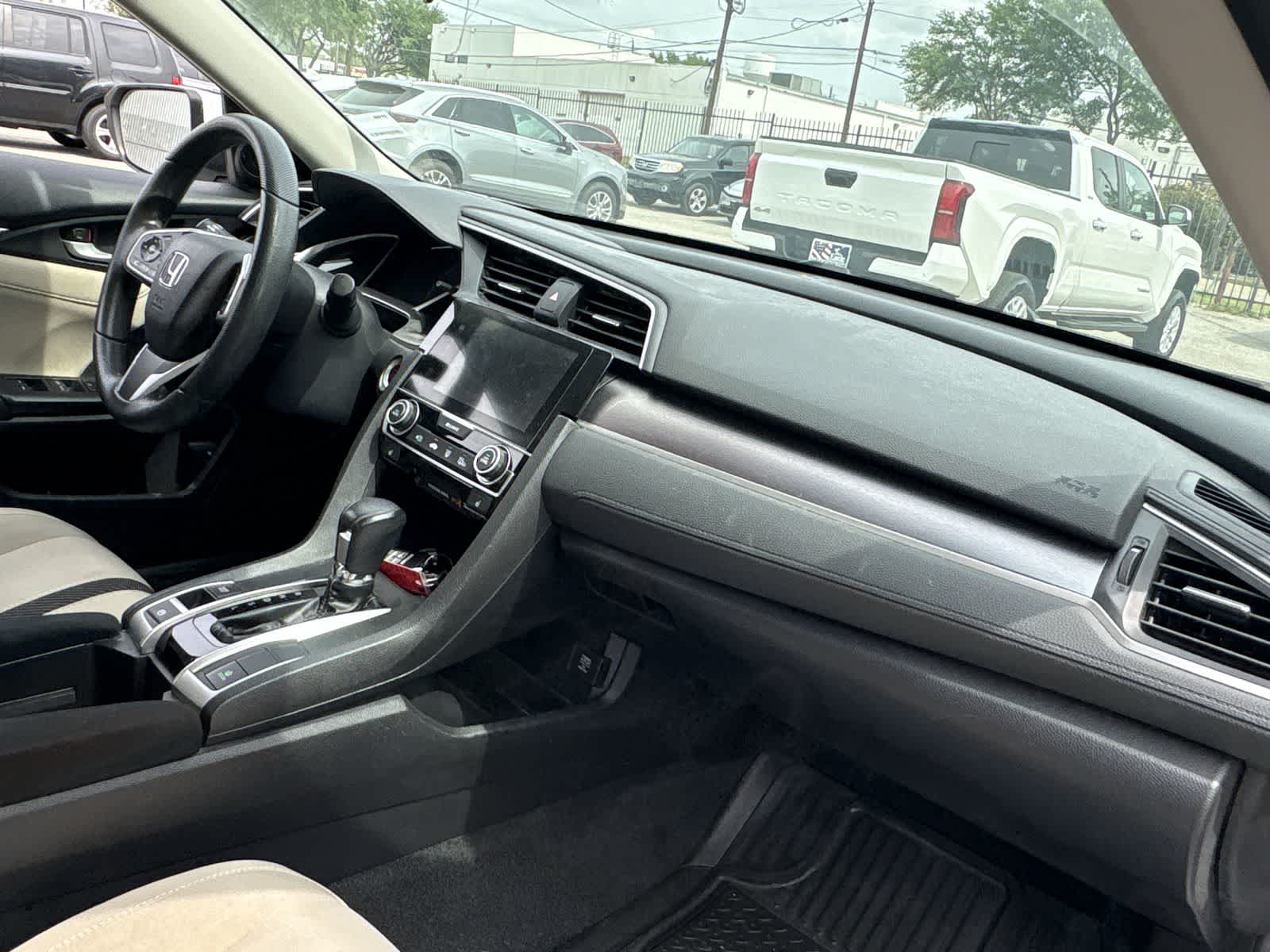 Thumbnail: 2017 Honda Civic - 16