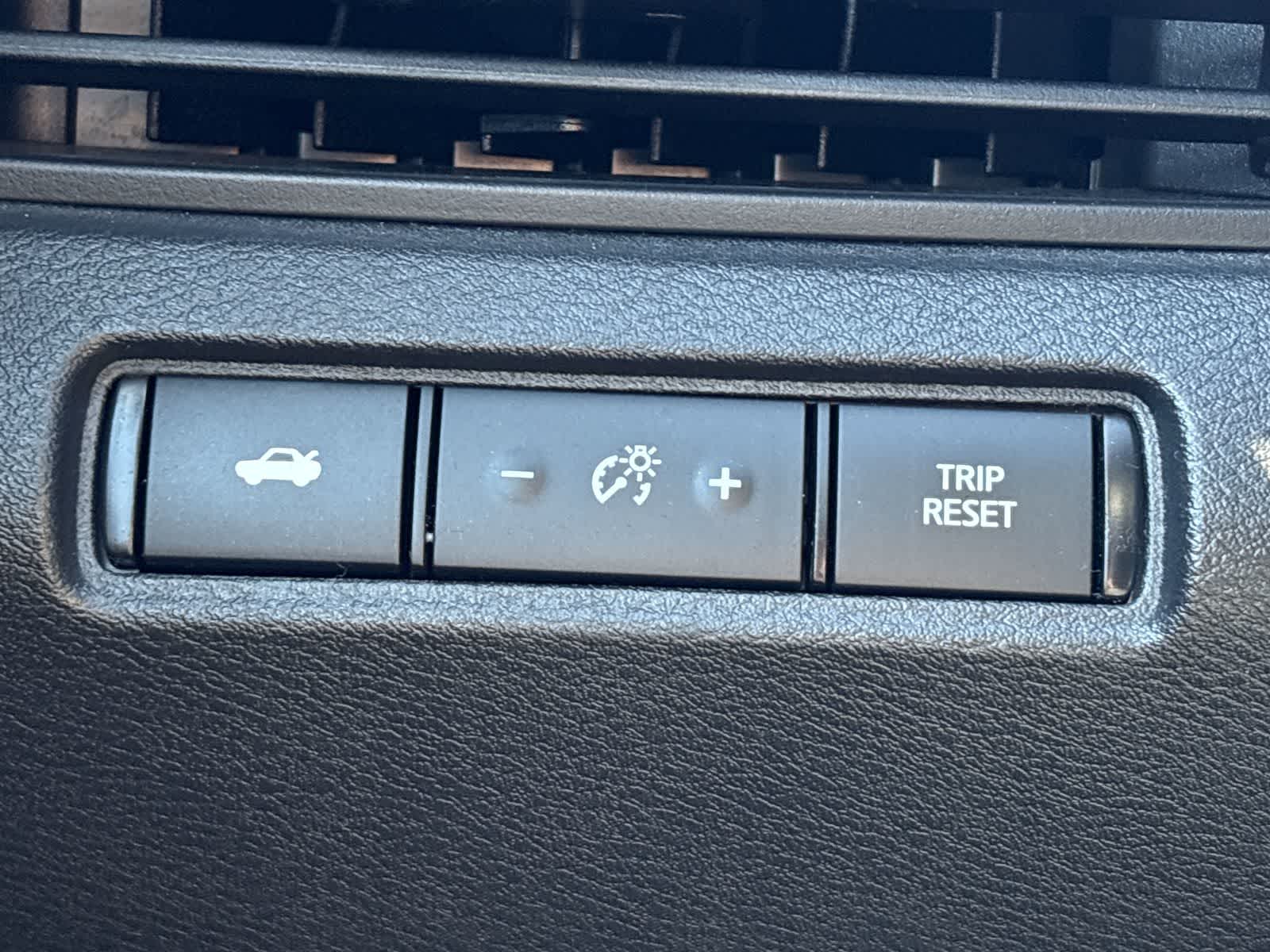 Thumbnail: 2024 Nissan Altima - 32