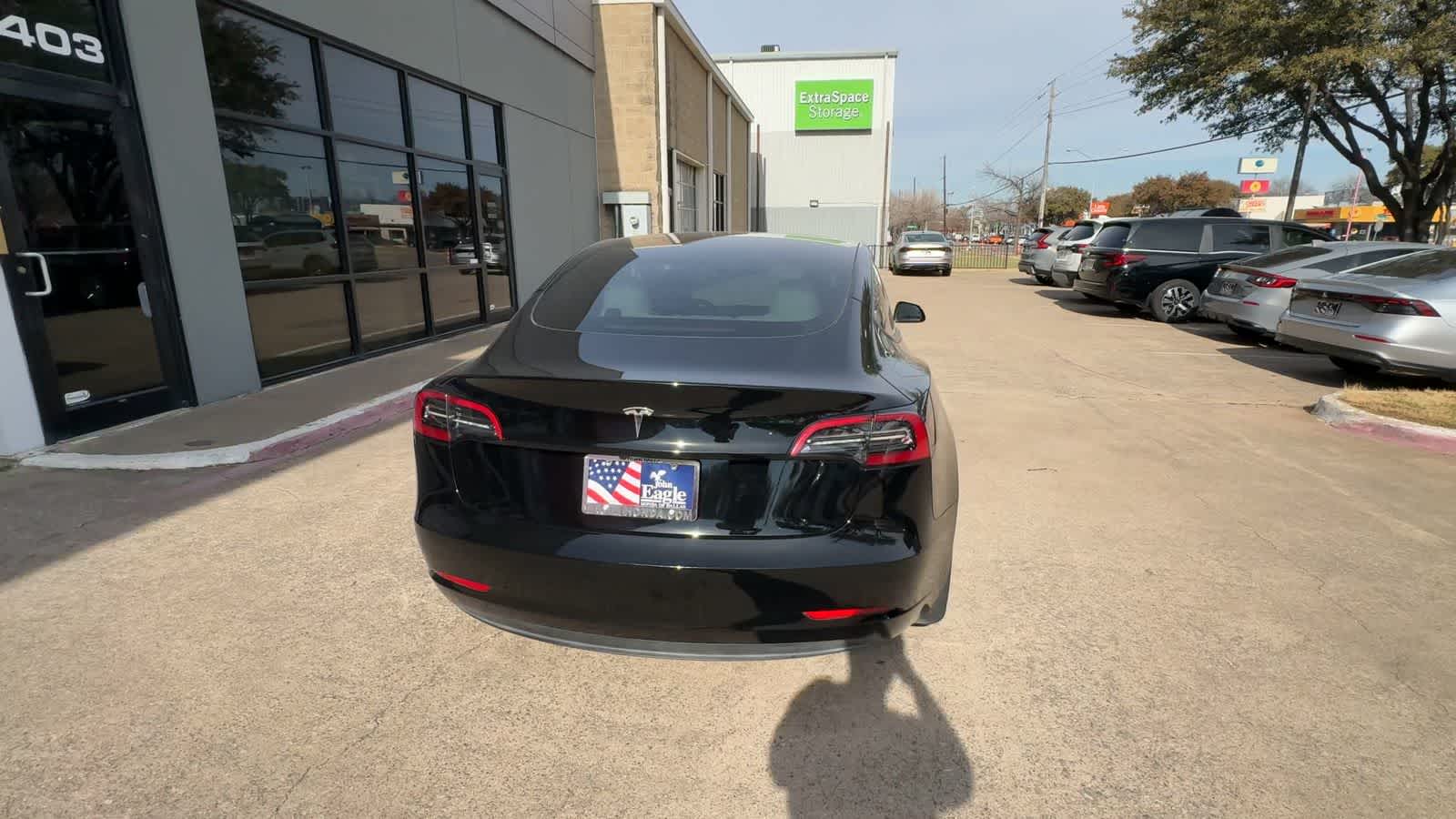 Thumbnail: 2023 Tesla Model 3 - 7