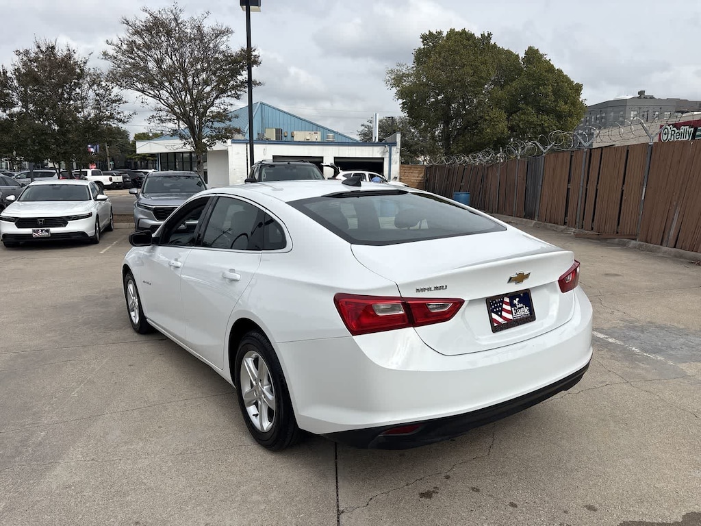 Used 2023 Chevrolet Malibu LS w/1FL Sedan
