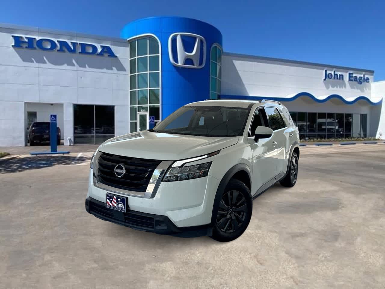 Thumbnail: 2022 Nissan Pathfinder - 1
