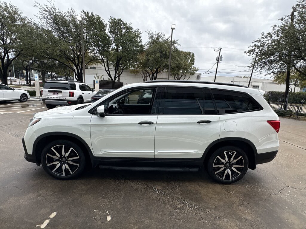 Used 2019 Honda Pilot Elite AWD SUV