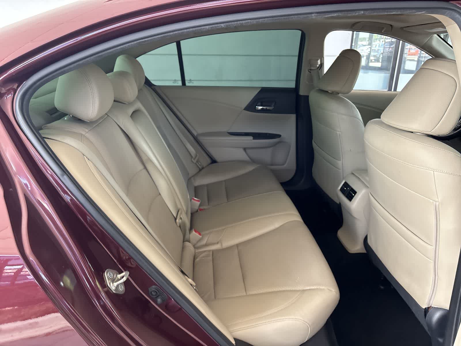 Thumbnail: 2016 Honda Accord - 12