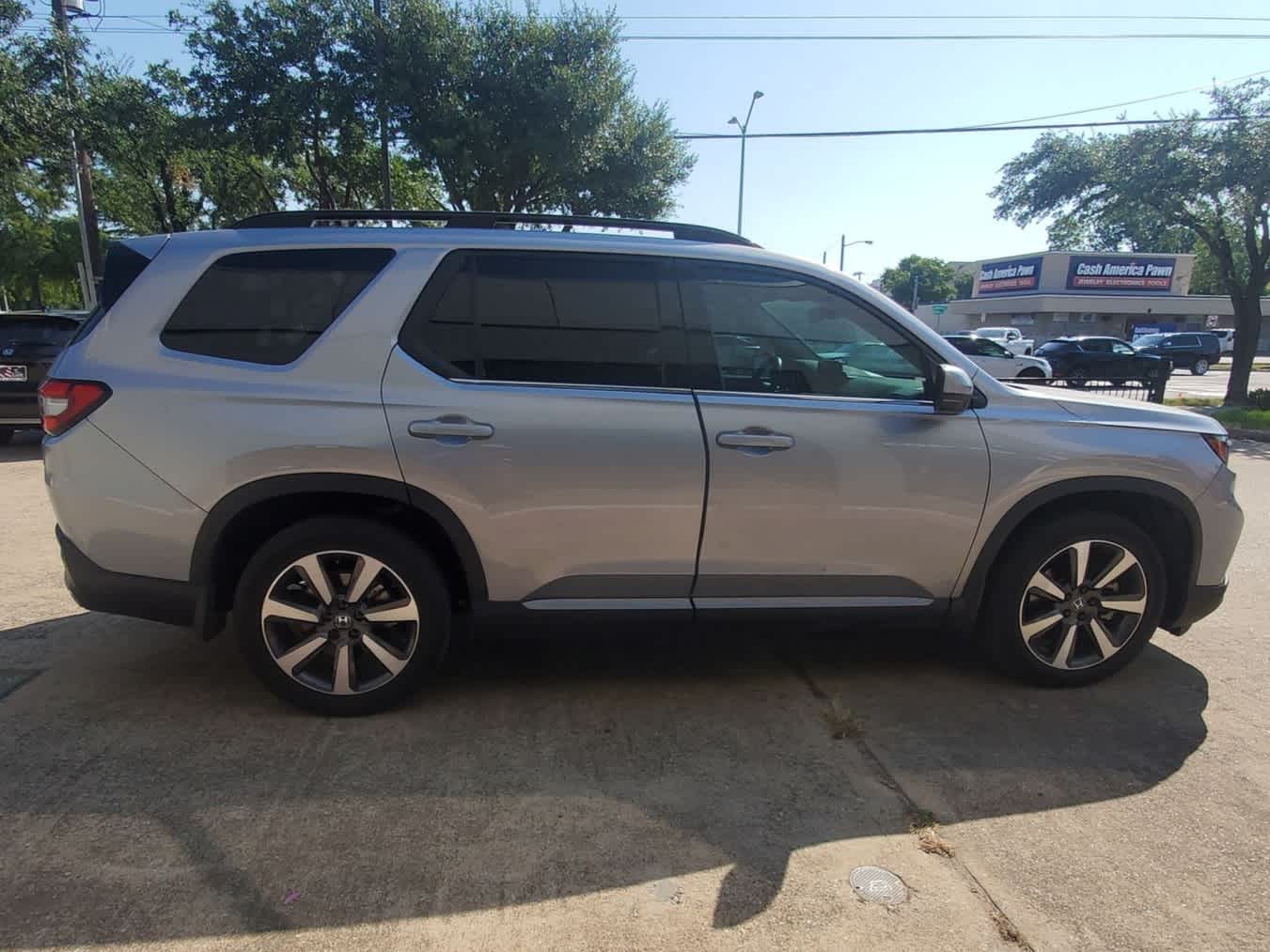 Thumbnail: 2024 Honda Pilot - 6