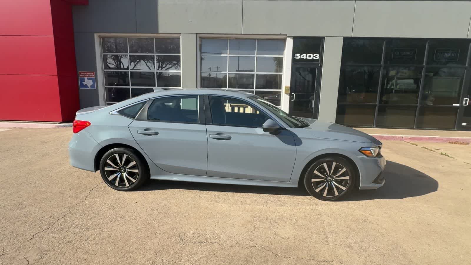 Thumbnail: 2023 Honda Civic - 9