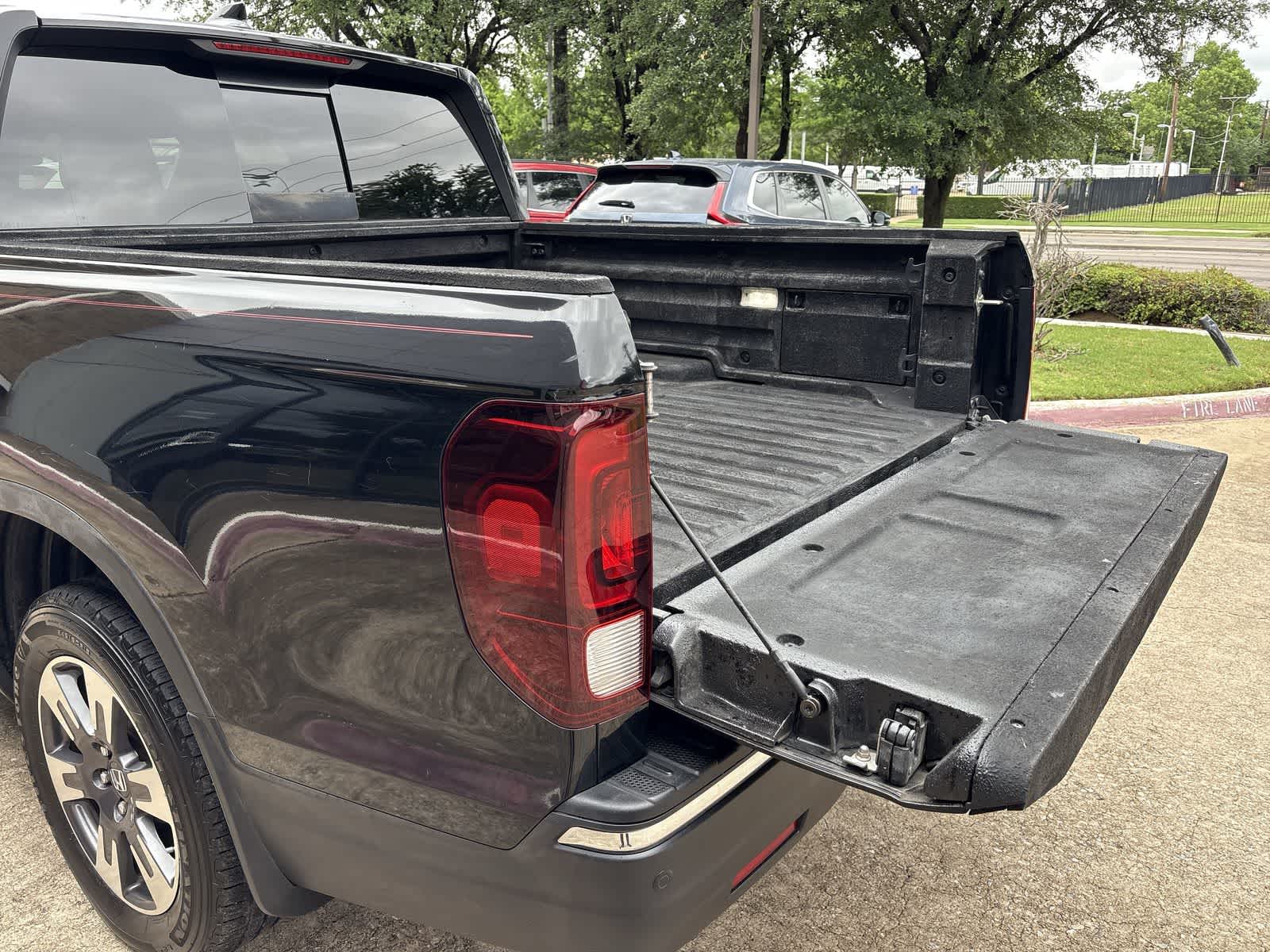 Thumbnail: 2017 Honda Ridgeline - 26