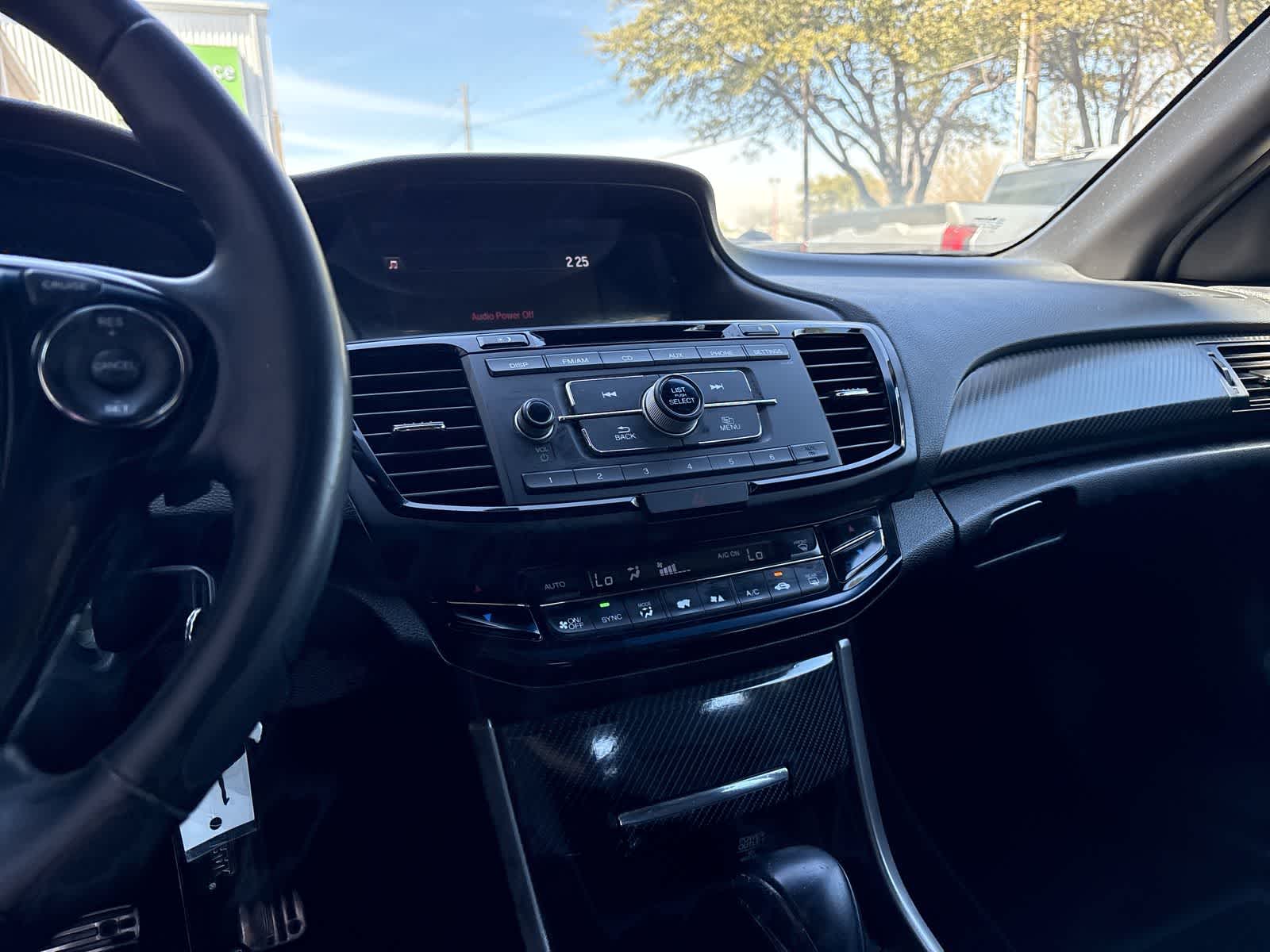 Thumbnail: 2016 Honda Accord - 28