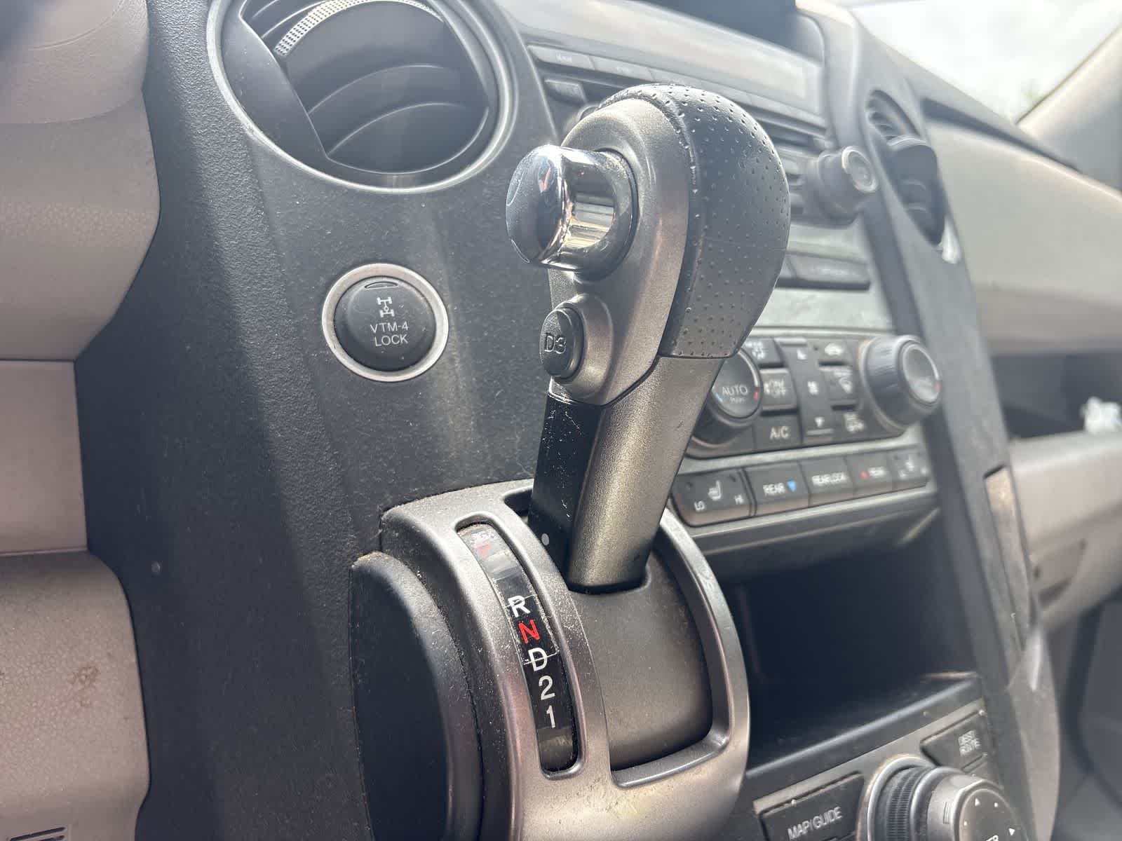 Thumbnail: 2014 Honda Pilot - 10