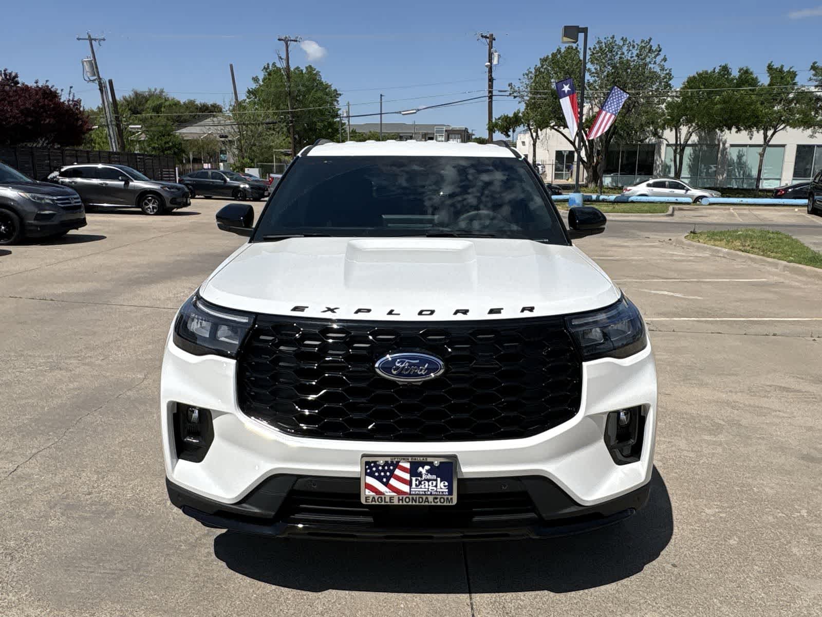 Thumbnail: 2025 Ford Explorer - 8