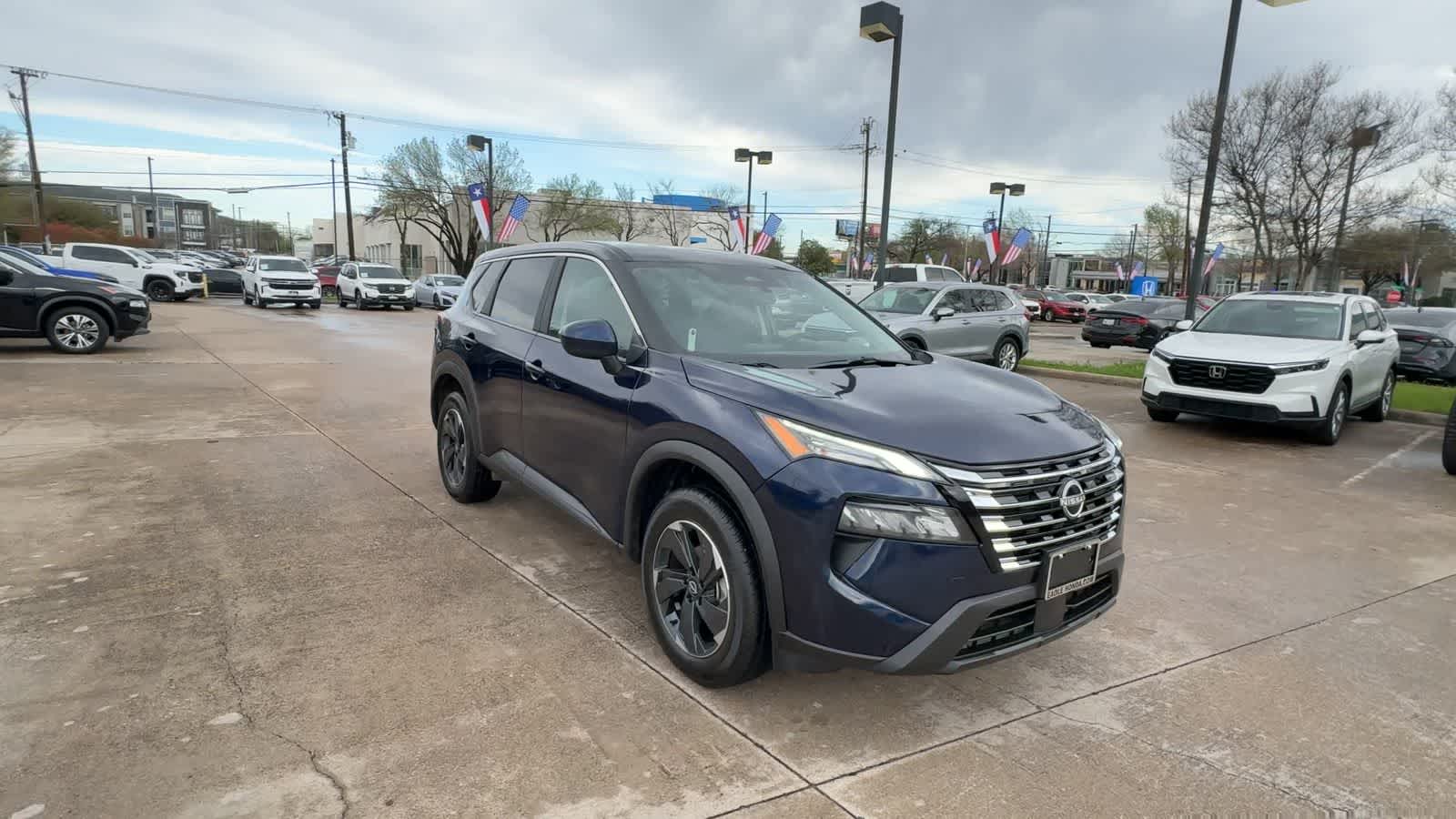 Thumbnail: 2025 Nissan Rogue - 2