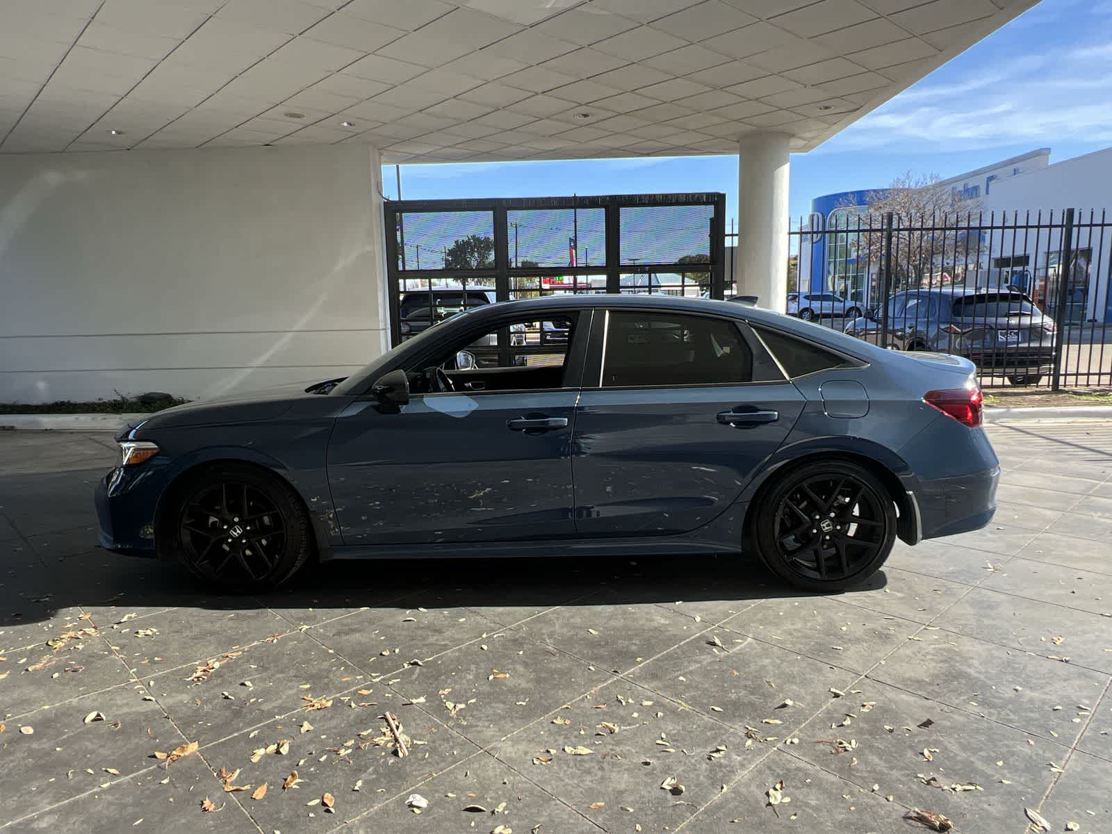 Thumbnail: 2025 Honda Civic - 3