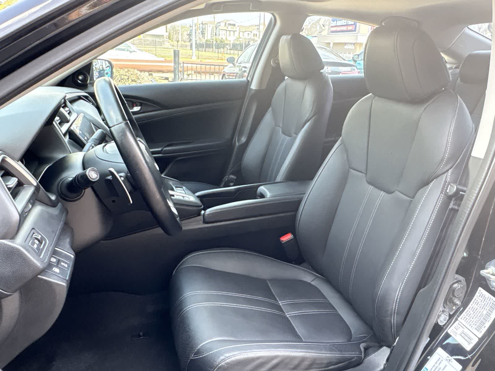 Thumbnail: 2020 Honda Insight - 22