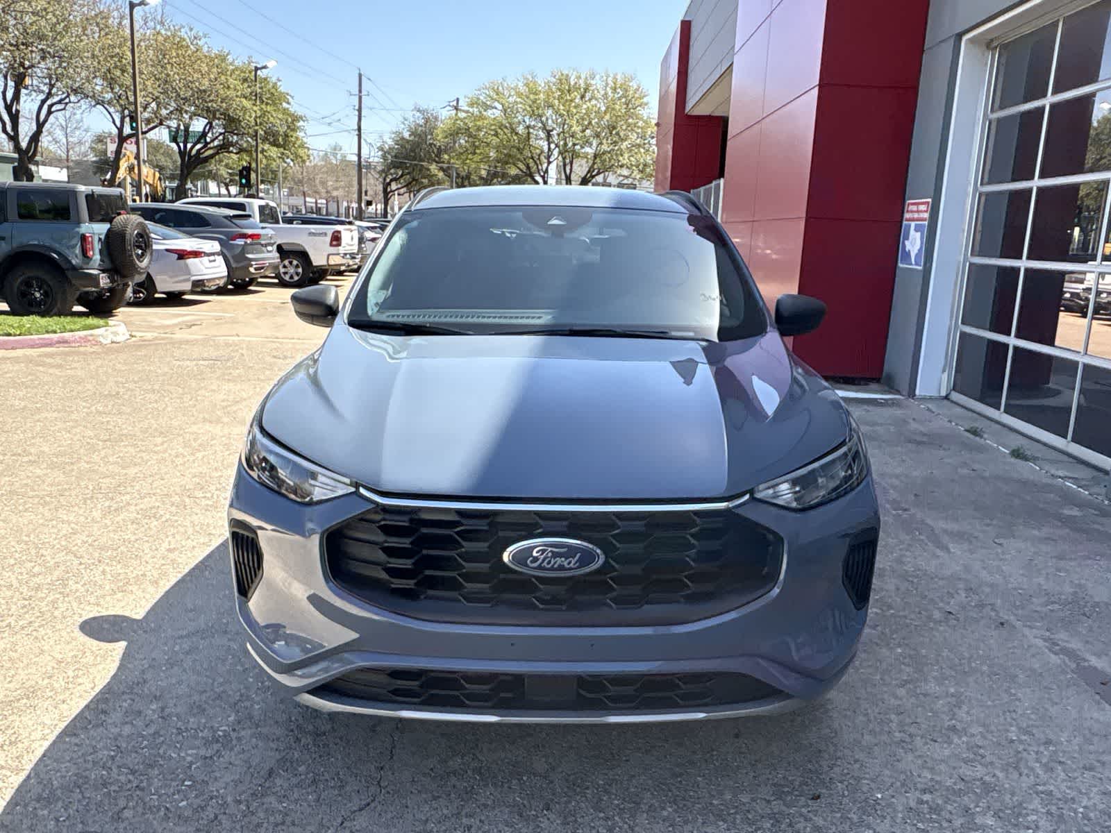 Thumbnail: 2024 Ford Escape - 9