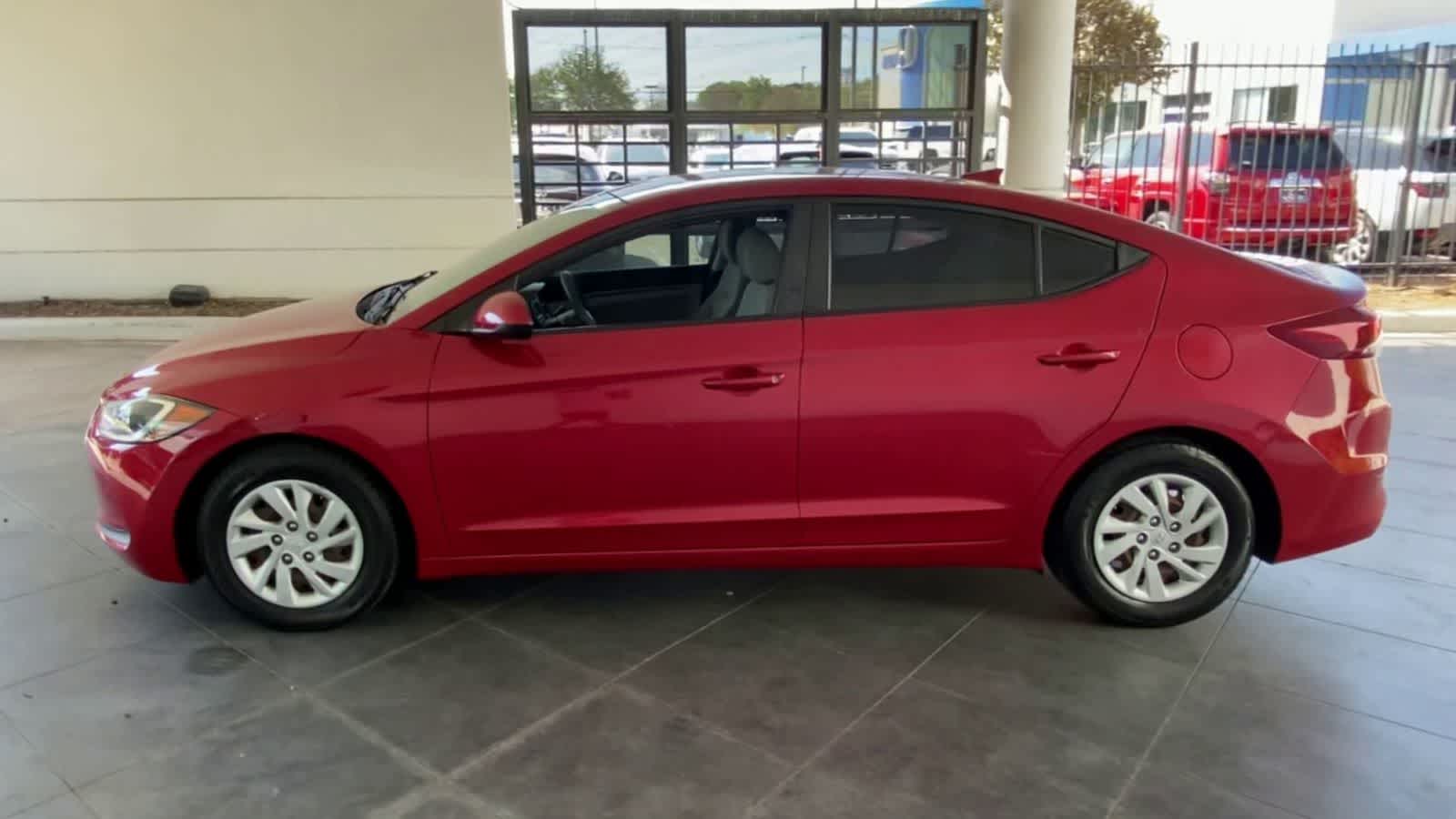 Thumbnail: 2017 Hyundai Elantra - 5