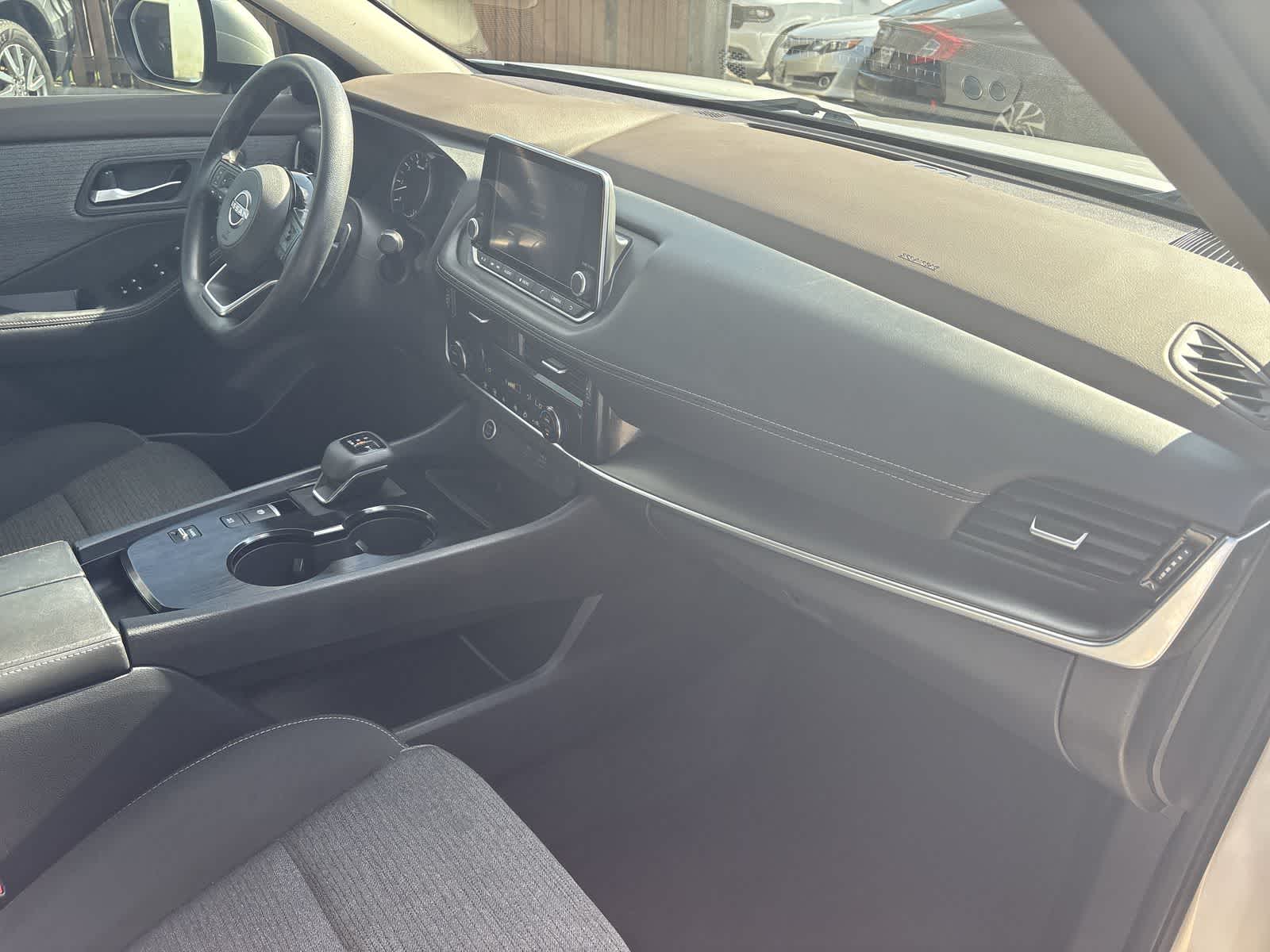 Thumbnail: 2023 Nissan Rogue - 22