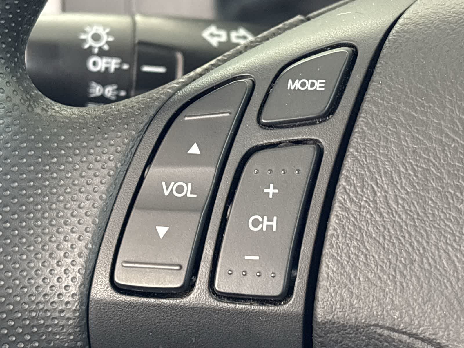 2011 Honda CR-V SE 37