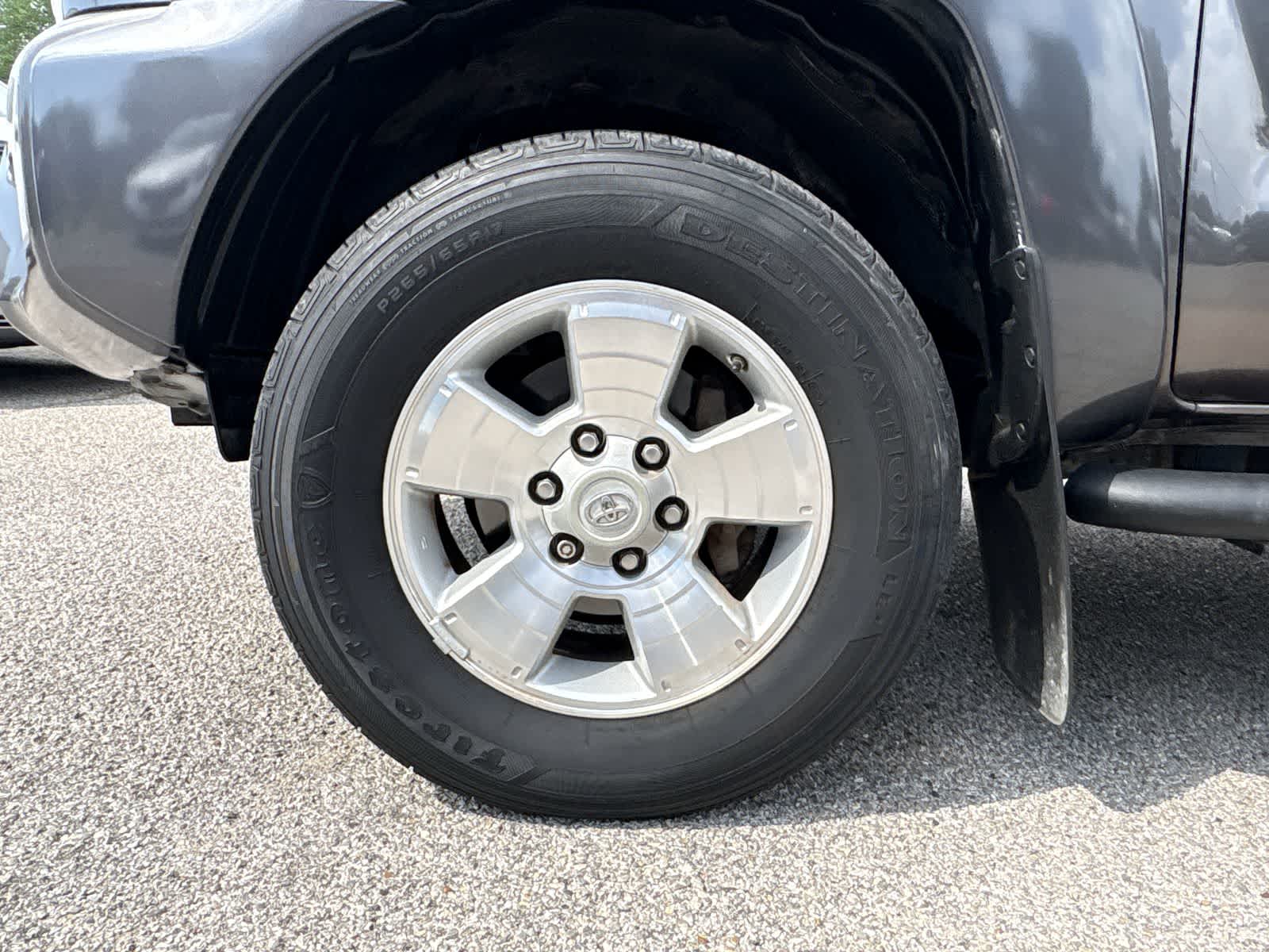 Thumbnail: 2013 Toyota Tacoma - 11