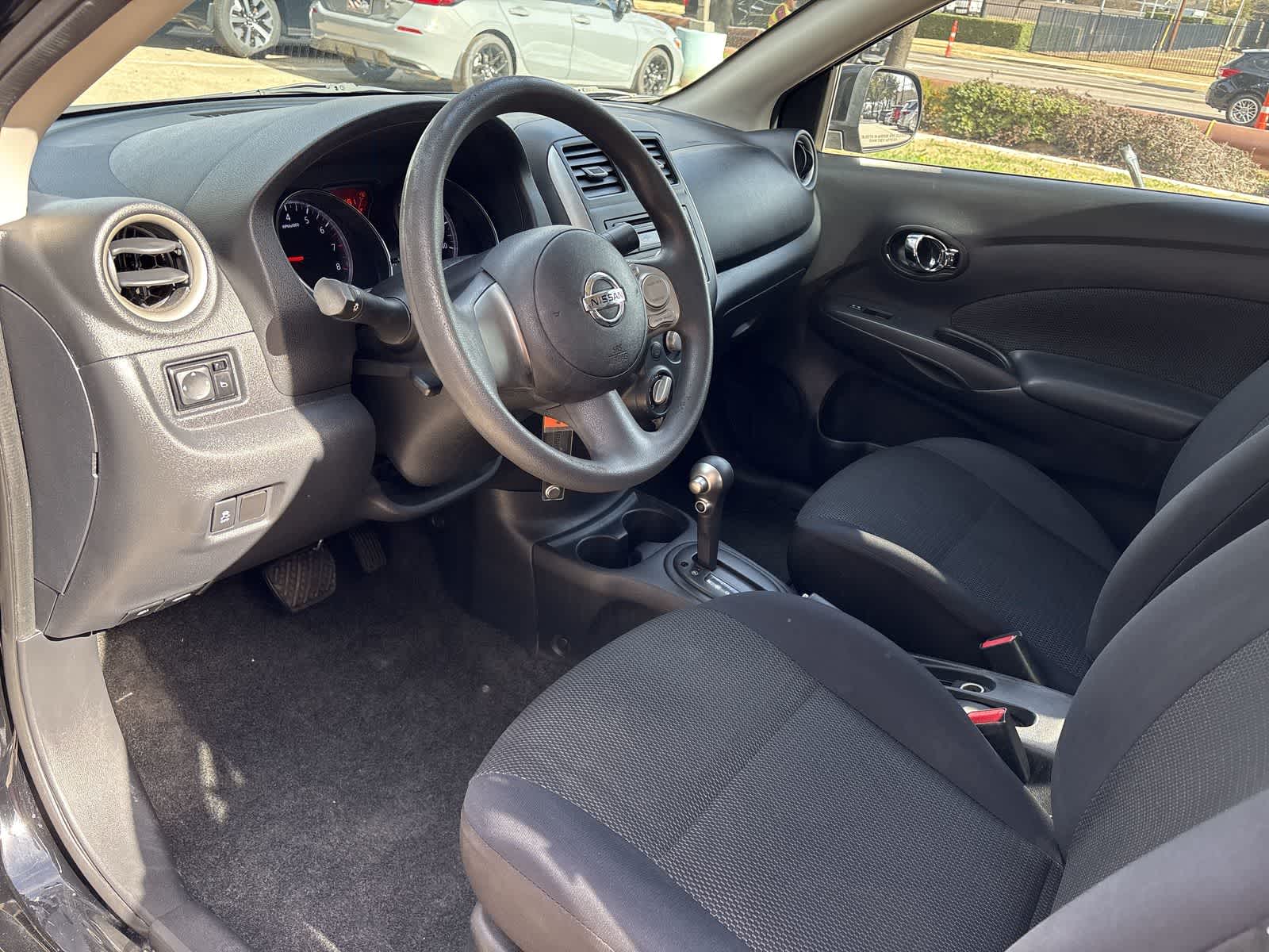 Thumbnail: 2013 Nissan Versa - 10