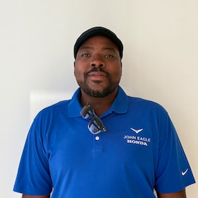 Staff member Jeremy Lewis from ID_249e4b