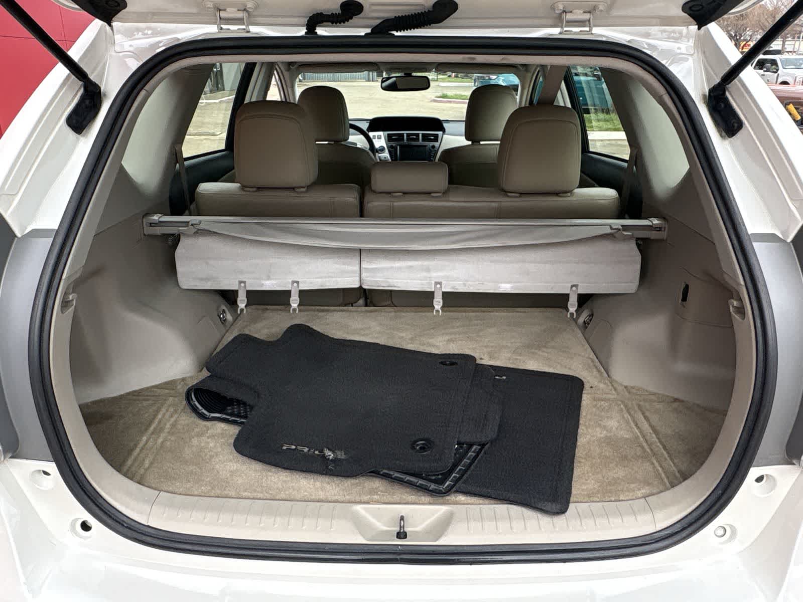 Thumbnail: 2012 Toyota Prius v - 38