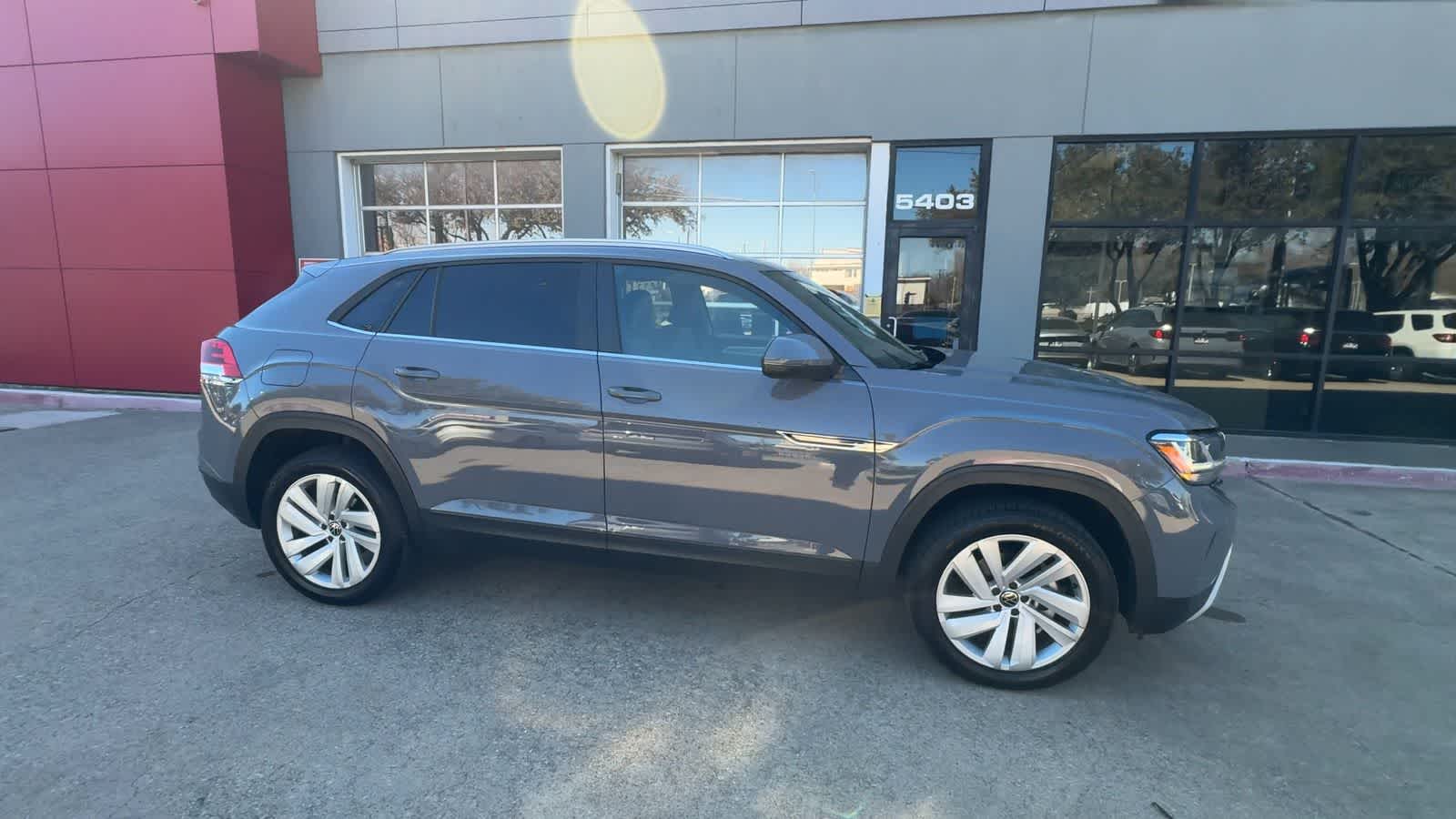 Thumbnail: 2022 Volkswagen Atlas - 9