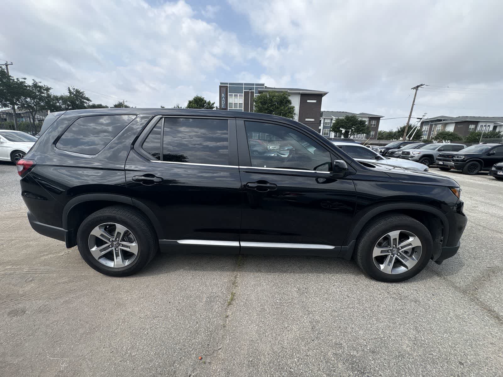 Thumbnail: 2024 Honda Pilot - 7