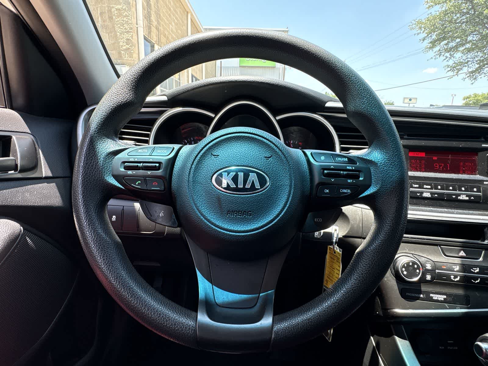 Thumbnail: 2015 Kia Optima - 14