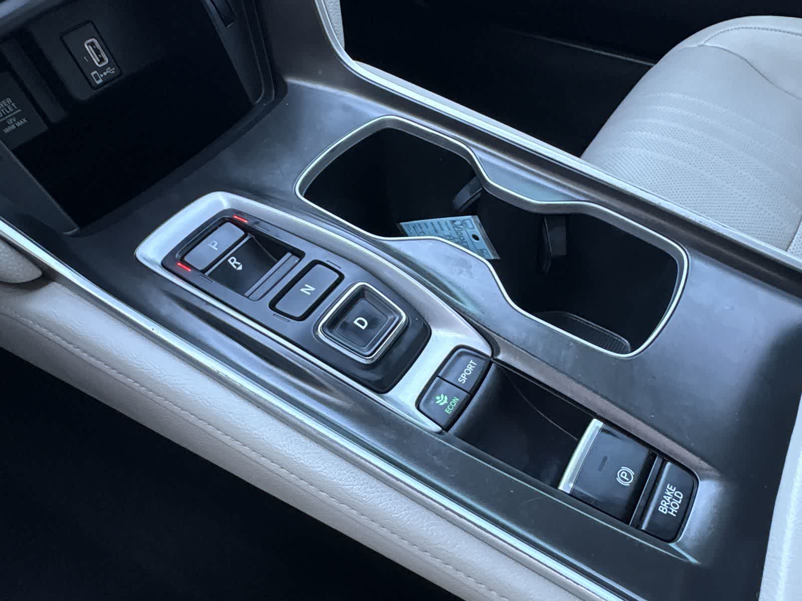 Thumbnail: 2018 Honda Accord - 16