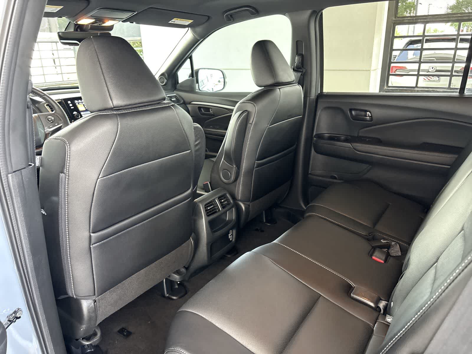 Thumbnail: 2023 Honda Passport - 11