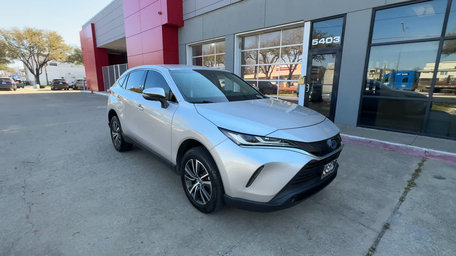 Thumbnail: 2023 Toyota Venza - 2