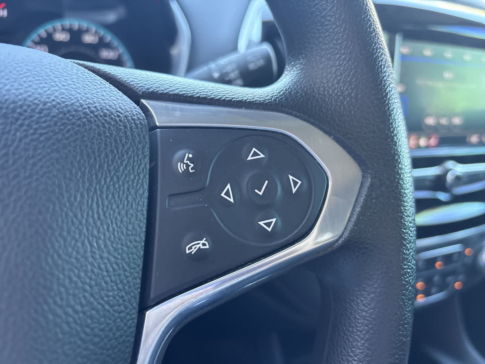 Thumbnail: 2021 Chevrolet Traverse - 29