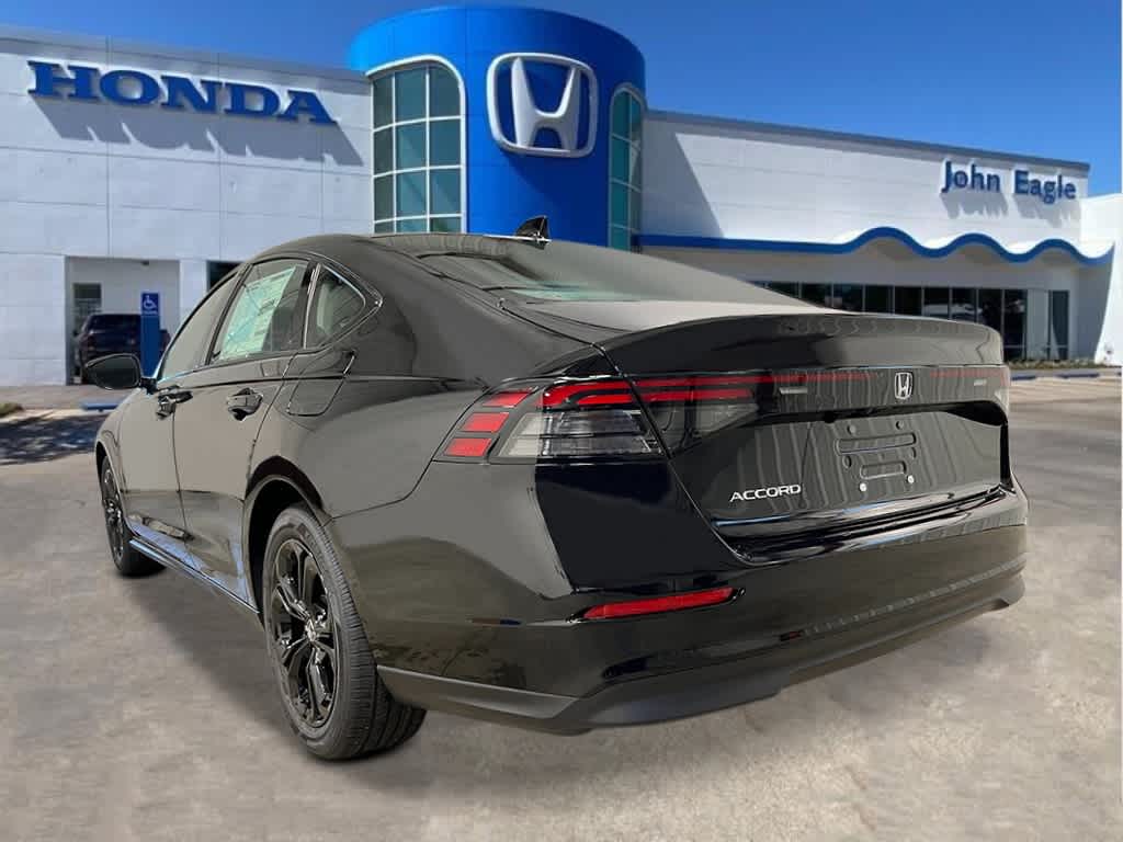 2025 Honda Accord SE photo 2