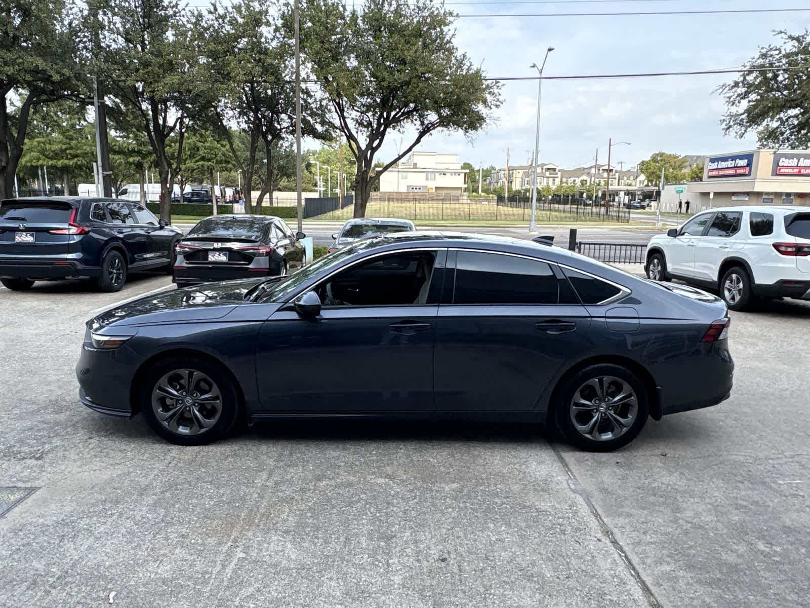 2023 Honda Accord EX photo 3