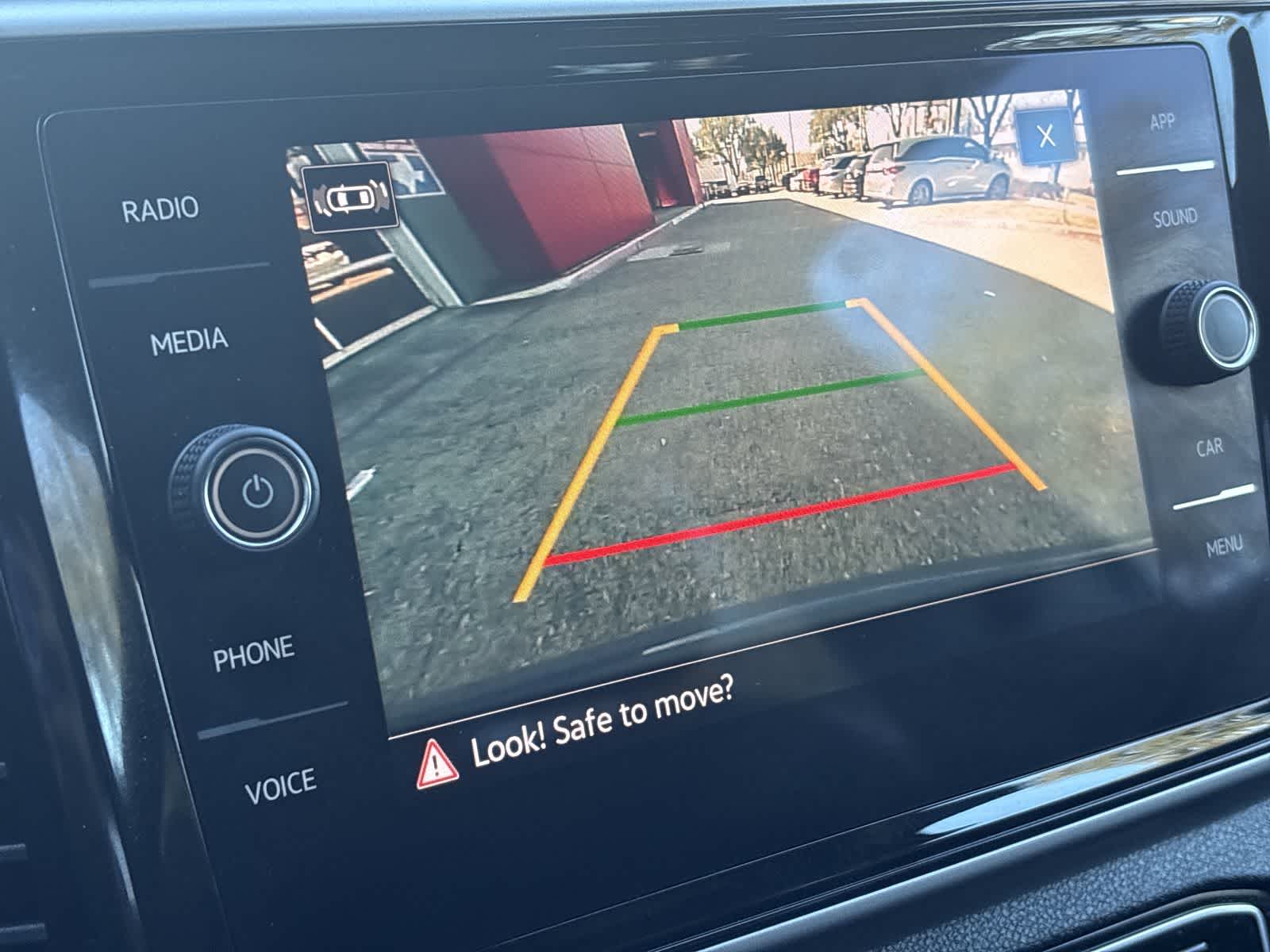 Thumbnail: 2022 Volkswagen Atlas - 37